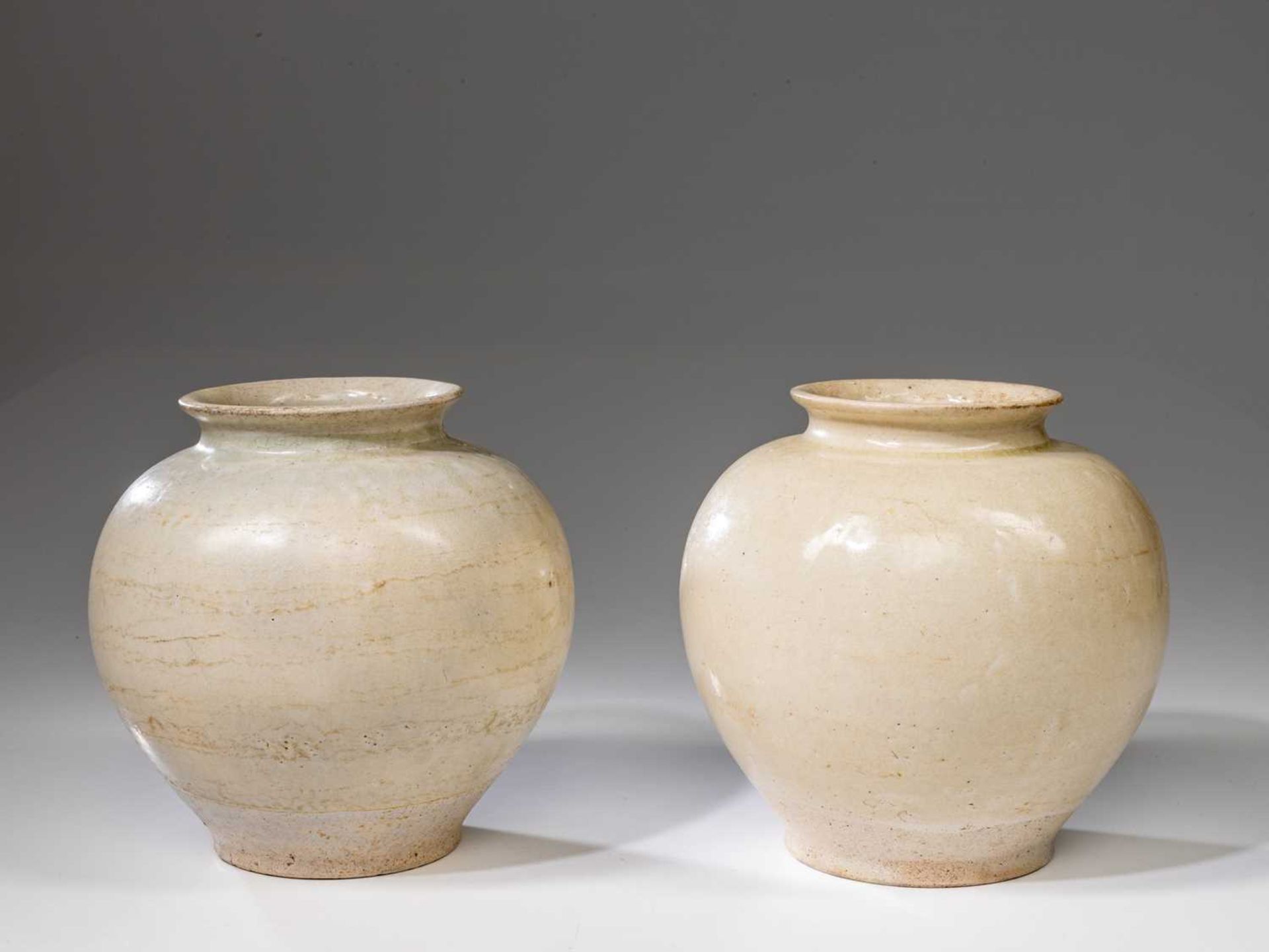 (R) PAIR OF CERAMIC MOON VASES - Image 2 of 5