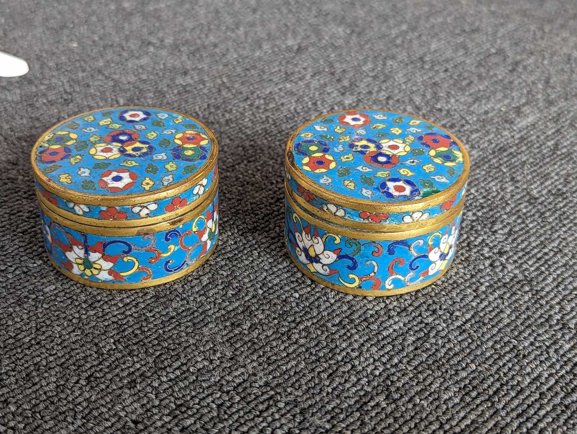 SET OF CLOISONNE BOXES - Image 9 of 15