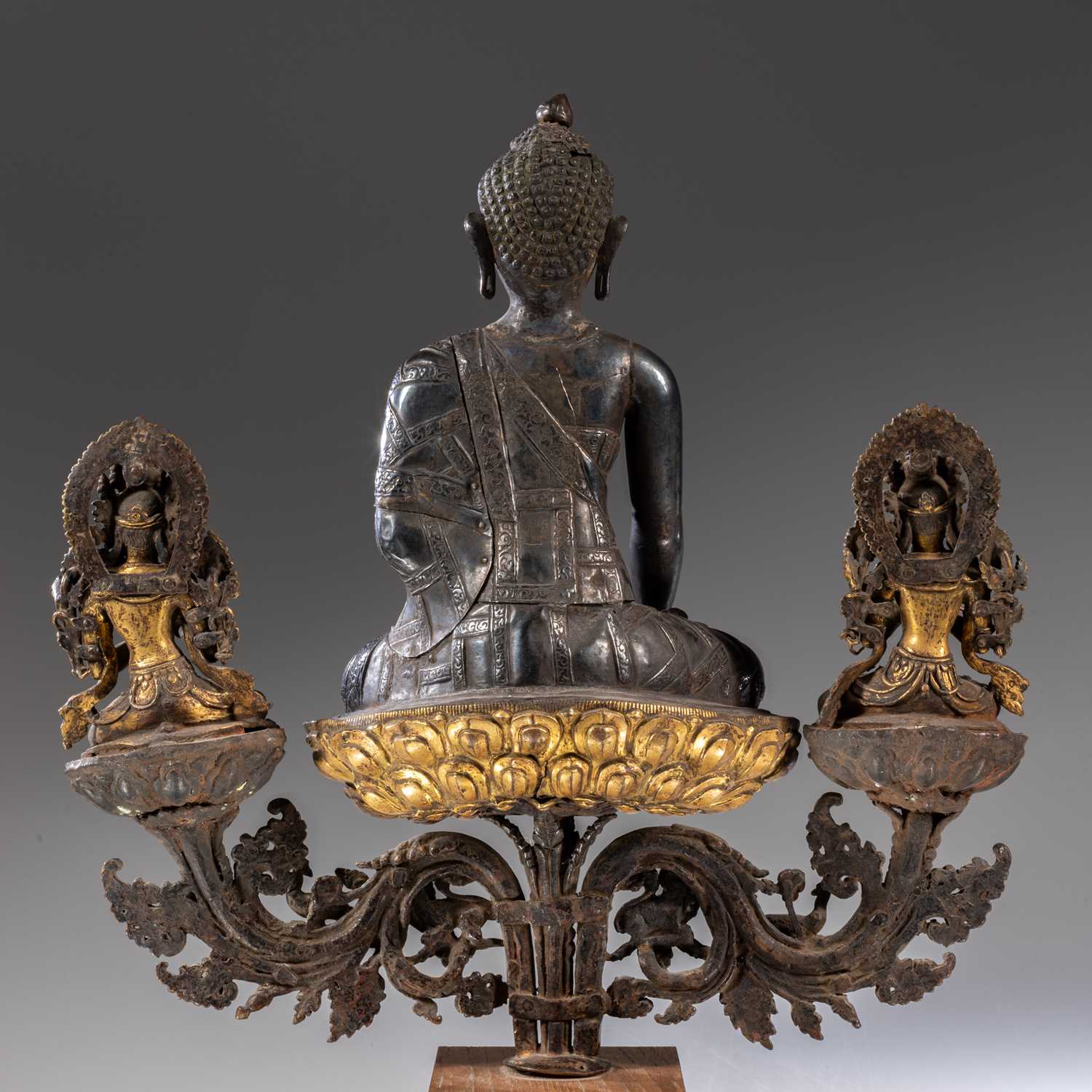 EXTREMLY RARE BUDDHA WITH CONSORTS - Image 4 of 27