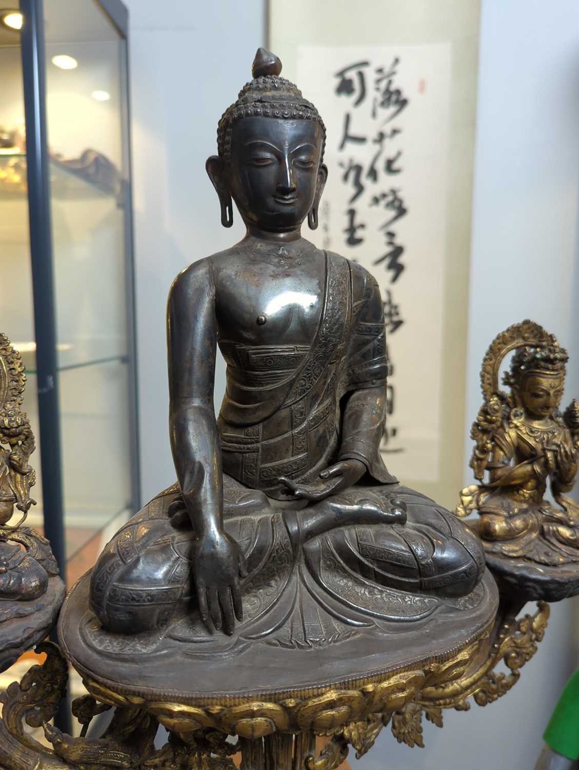 EXTREMLY RARE BUDDHA WITH CONSORTS - Image 22 of 27