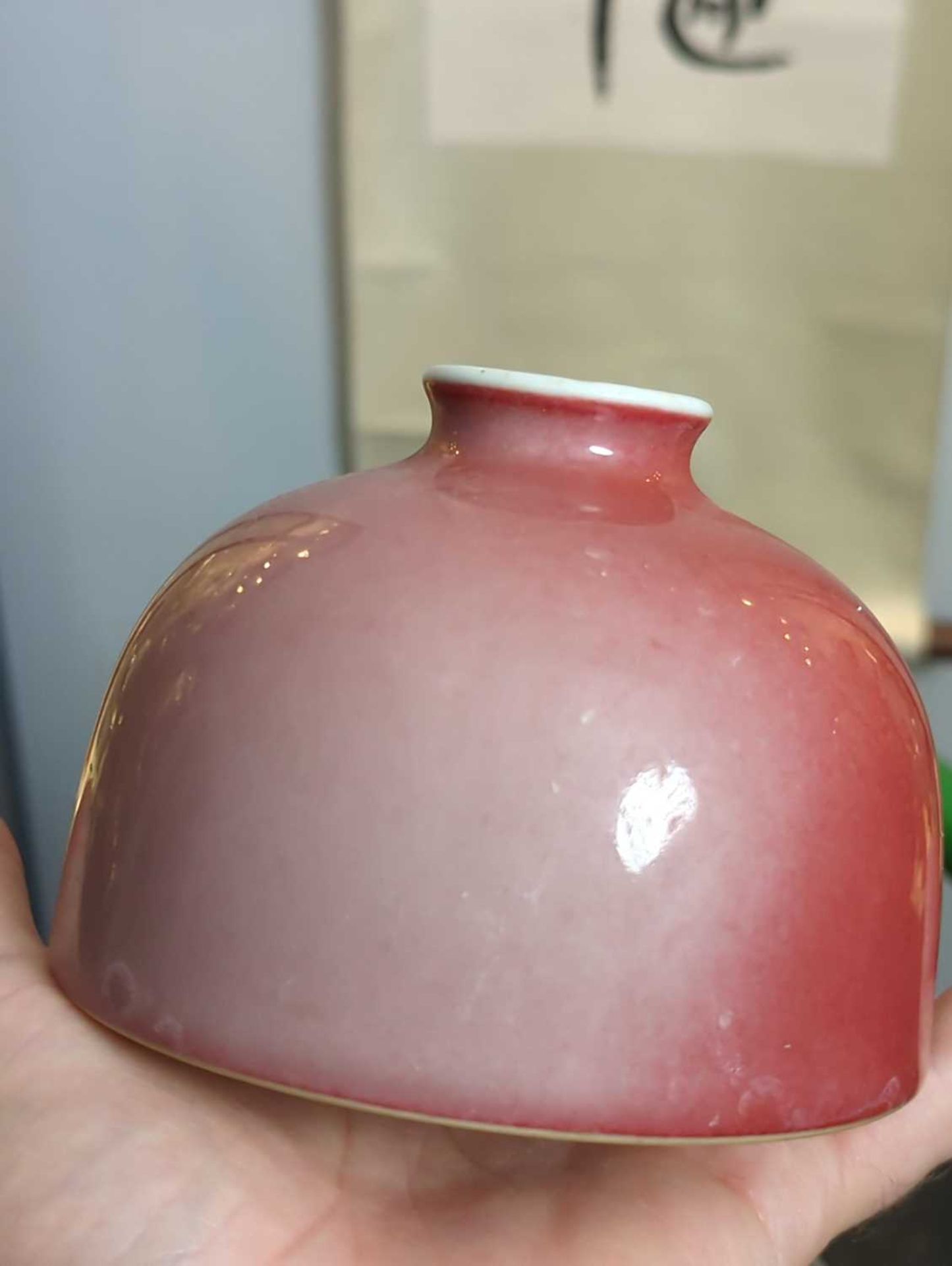 A FINE PEACHBLOOM-GLAZED BEEHIVE WATER POT - Bild 8 aus 12