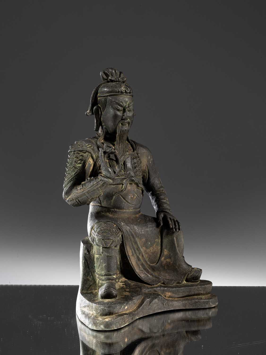 CHINESE SCULPTURE DEPICTING GUANDI , THE GOD OF WAR - Image 2 of 15