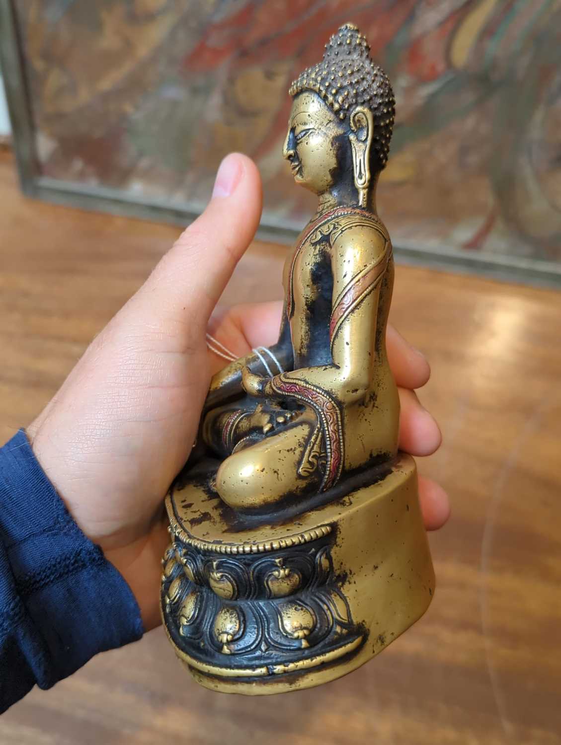 A LARGE SILVER AND COPPER INLAID BRONZE FIGURE OF SHAKYAMUNI BUDDHA, TIBET, 15TH CENTURY - Image 7 of 12