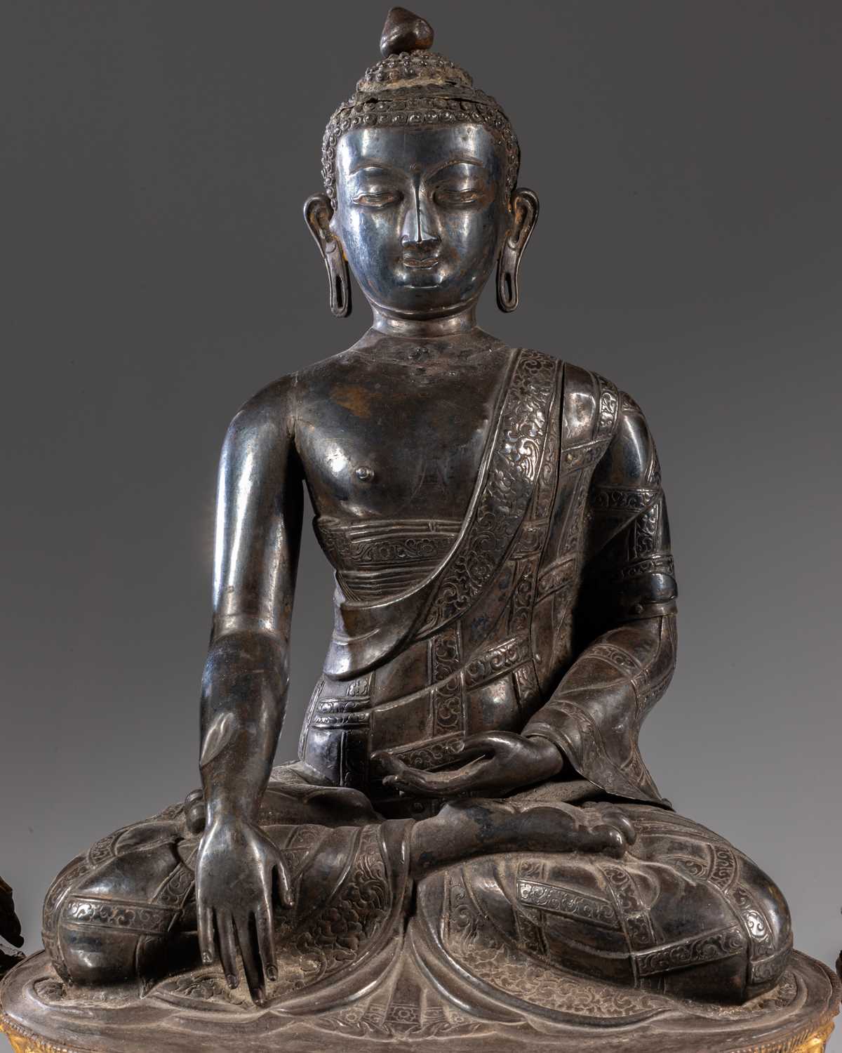 EXTREMLY RARE BUDDHA WITH CONSORTS - Image 8 of 27