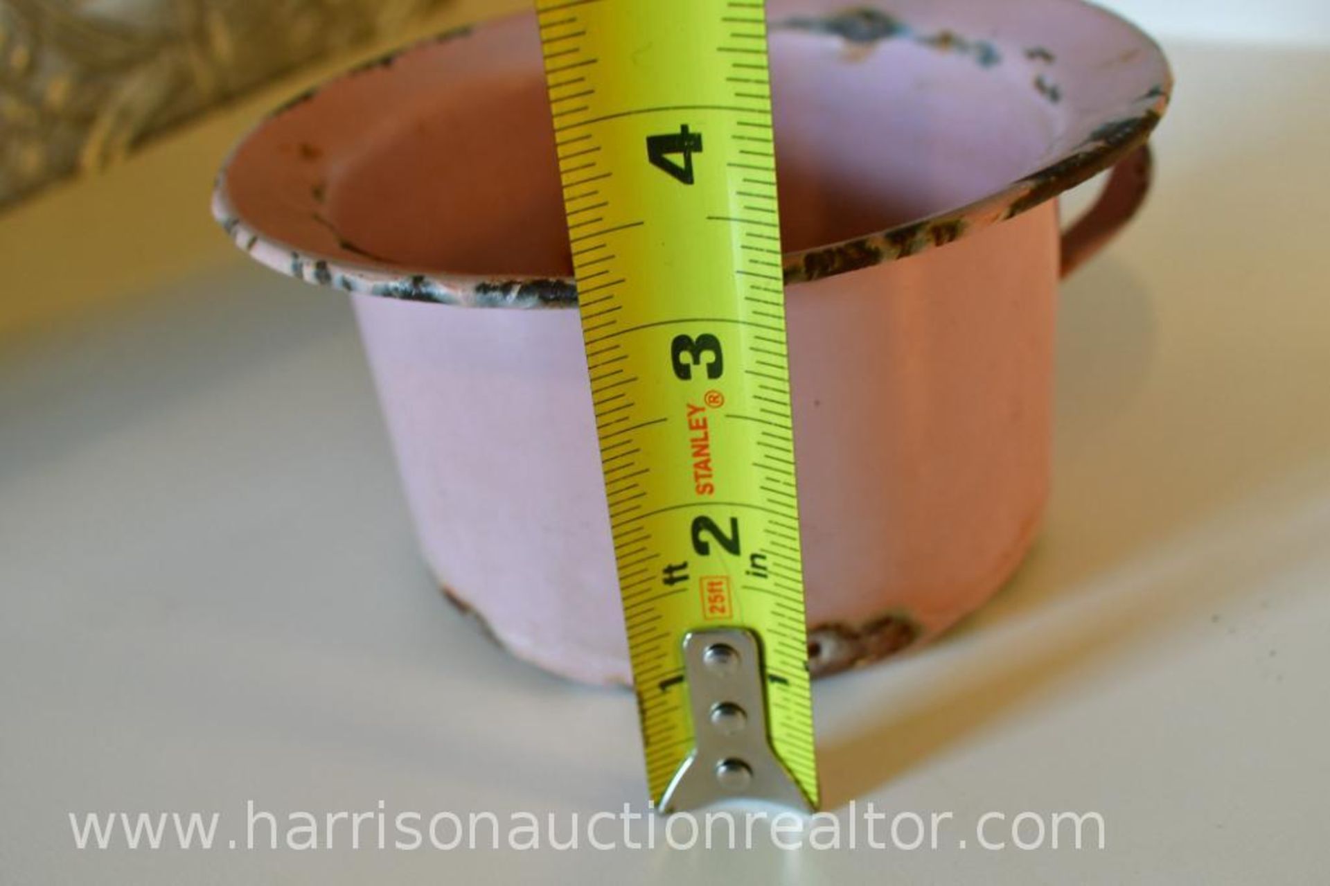 Vintage Pink and Black Enamel ware - Image 13 of 14