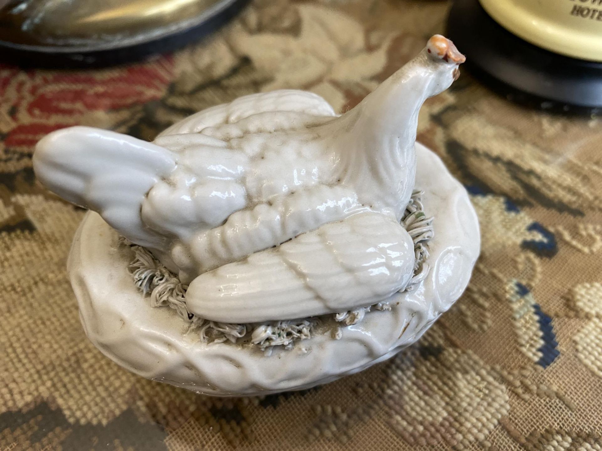 RARE ANTIQUE HEN ON NEST LID AND BOTTOM DISH  - Image 4 of 13