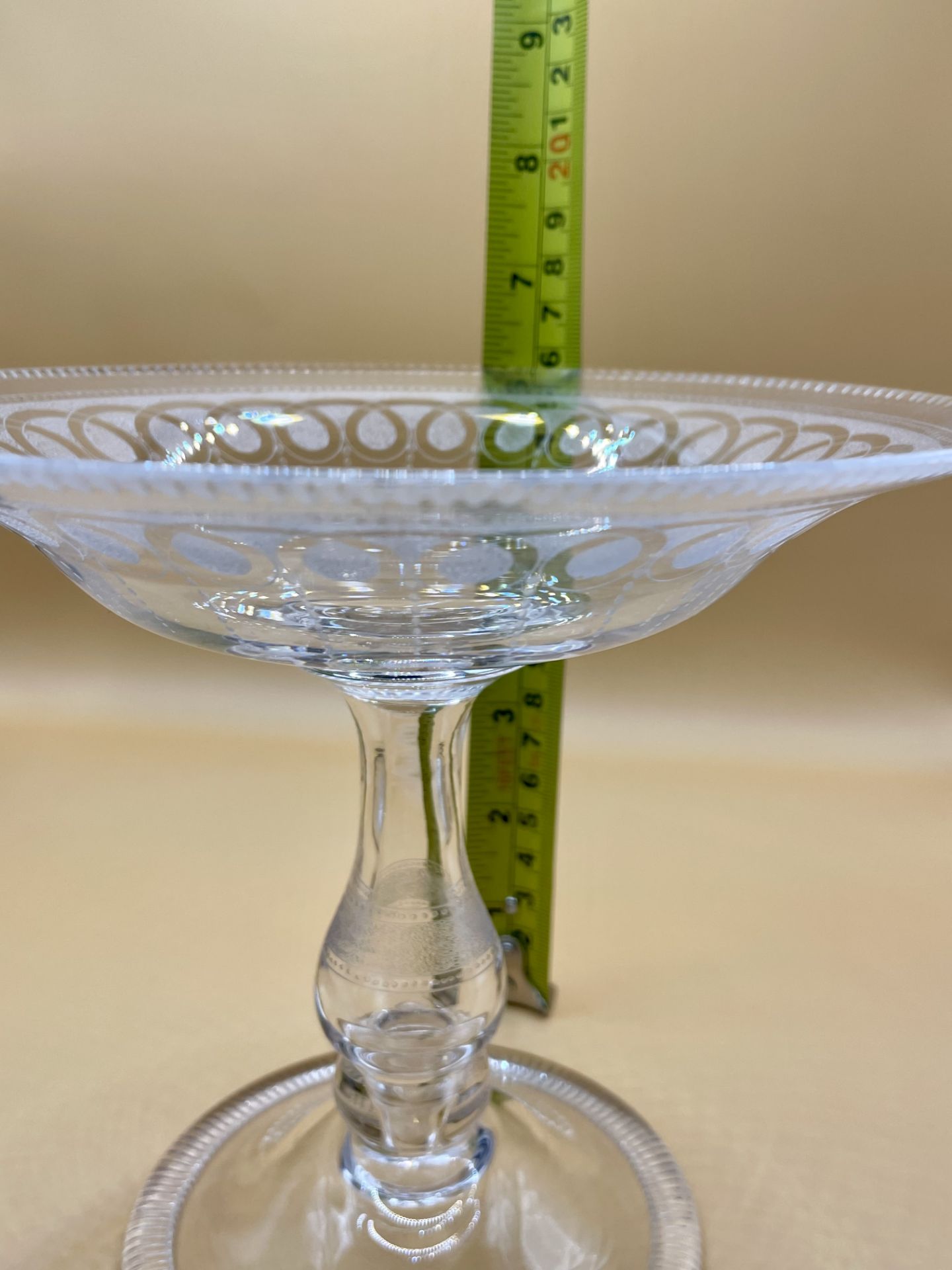 Early Victorian 1860s Glass etched Tazza / Cake stand&nbsp; &nbsp; - Image 9 of 9