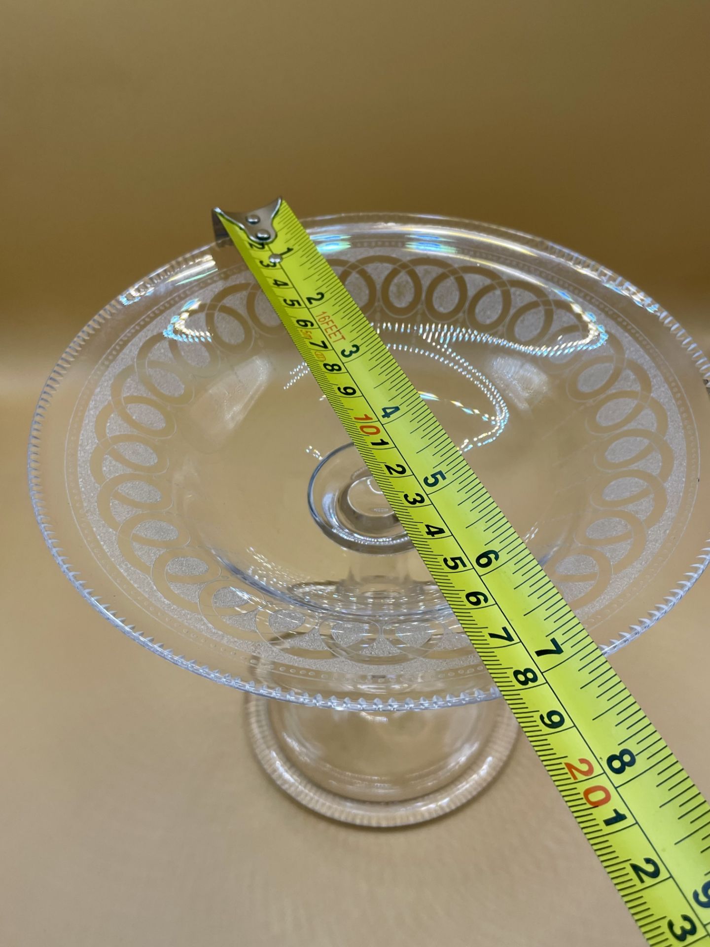 Early Victorian 1860s Glass etched Tazza / Cake stand&nbsp; &nbsp; - Image 4 of 9