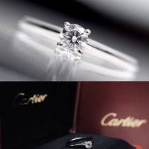 CARTIER "1895" CLASSIC DIAMOND SOLITAIRE RING IN PLATINUM 950