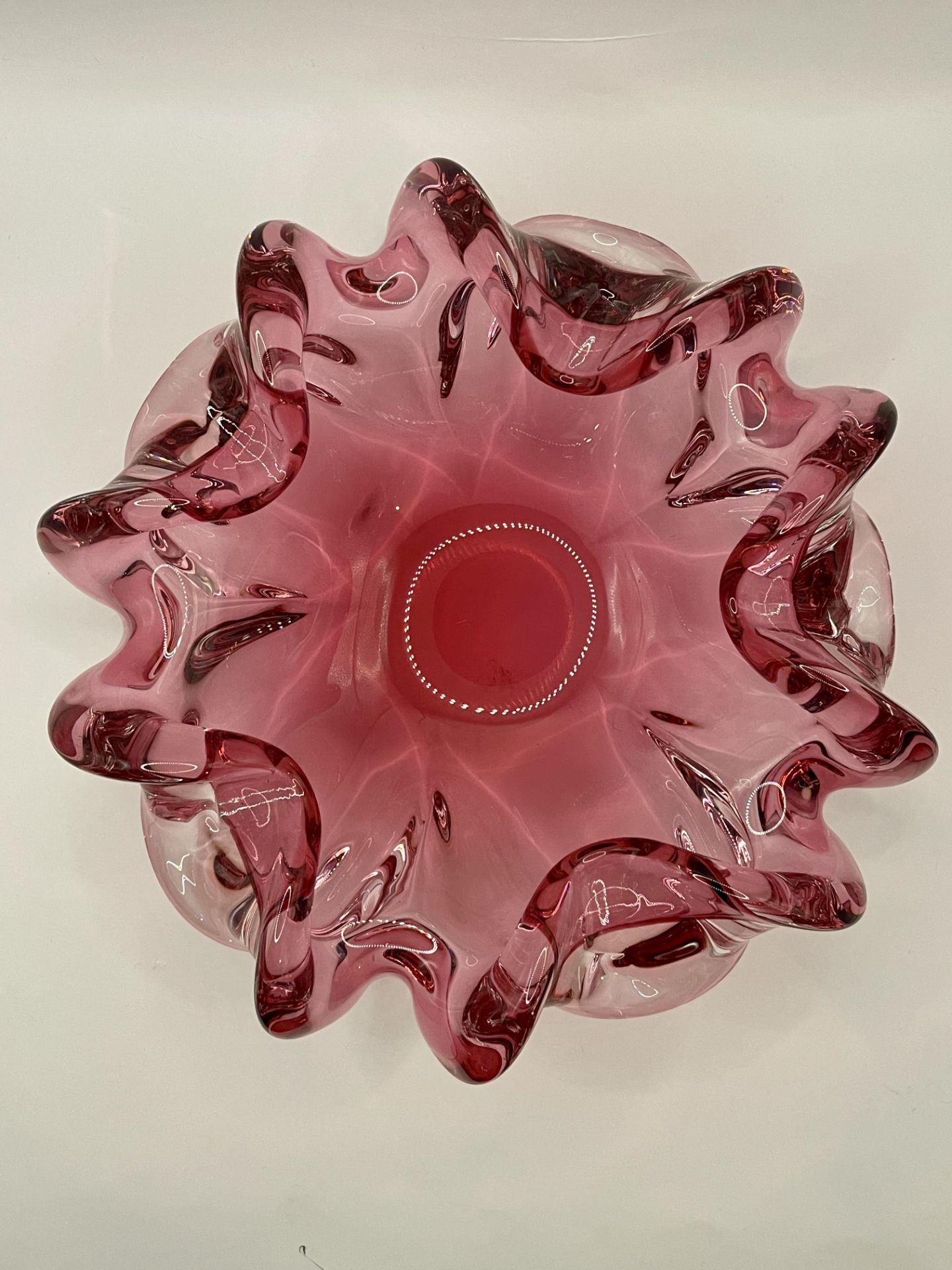 VETRI MURANO GLASS SOMMERSO CENTREPIECE BOWL RUFFLED CRANBERRY ITALY 1950'S - Image 7 of 18