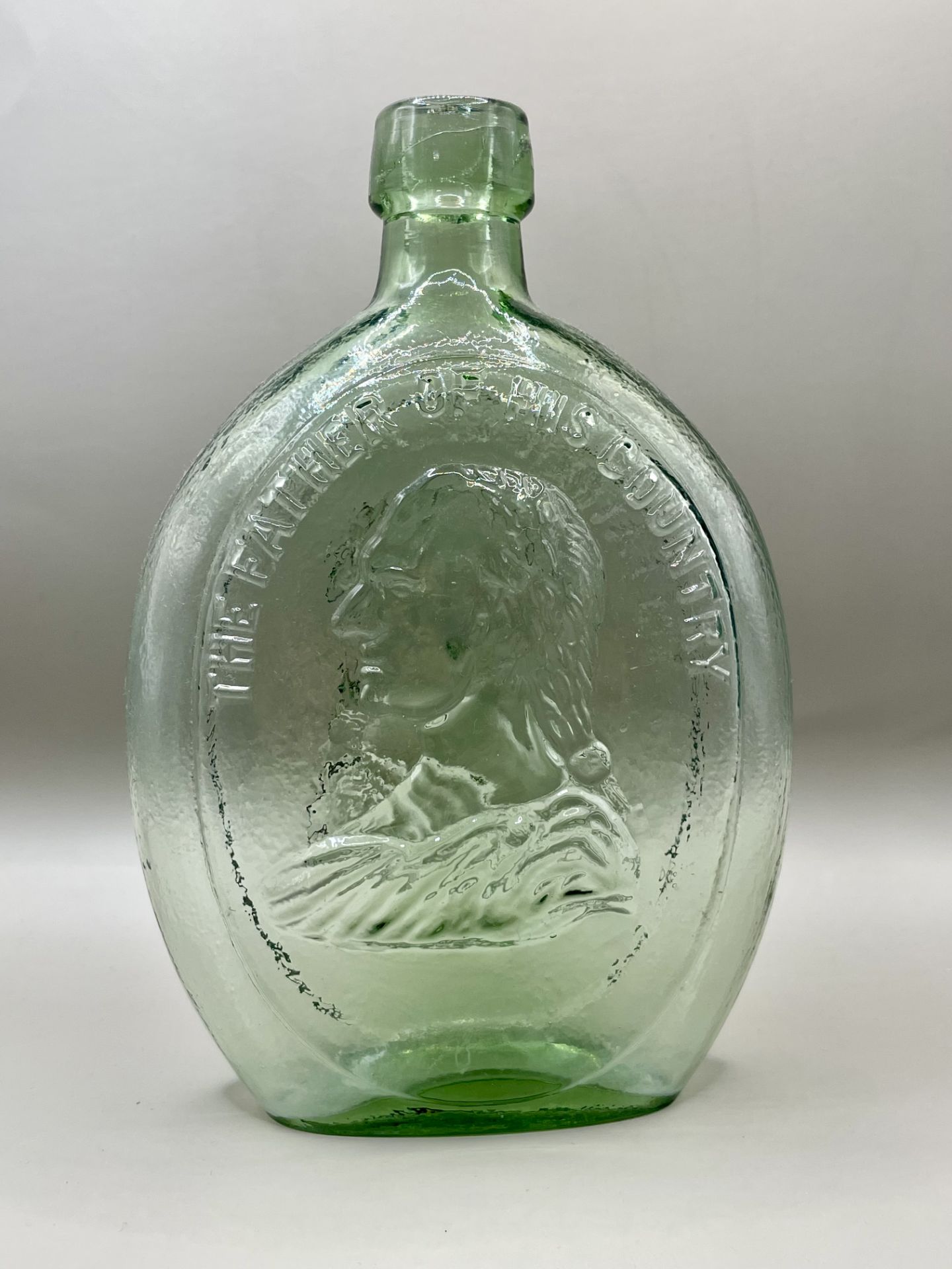 1900s American glass flask Washington.&nbsp;