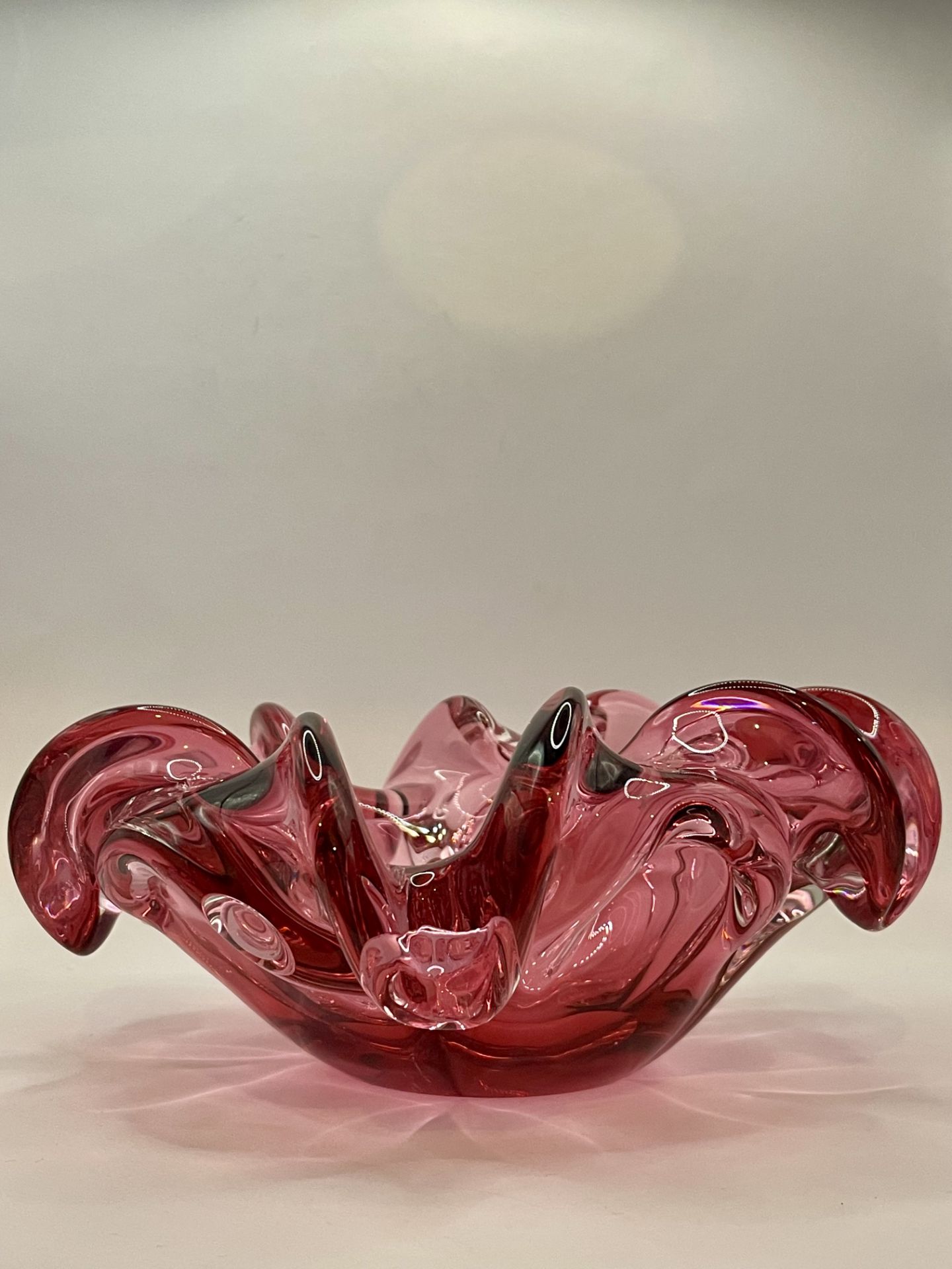 VETRI MURANO GLASS SOMMERSO CENTREPIECE BOWL RUFFLED CRANBERRY ITALY 1950'S - Image 11 of 18