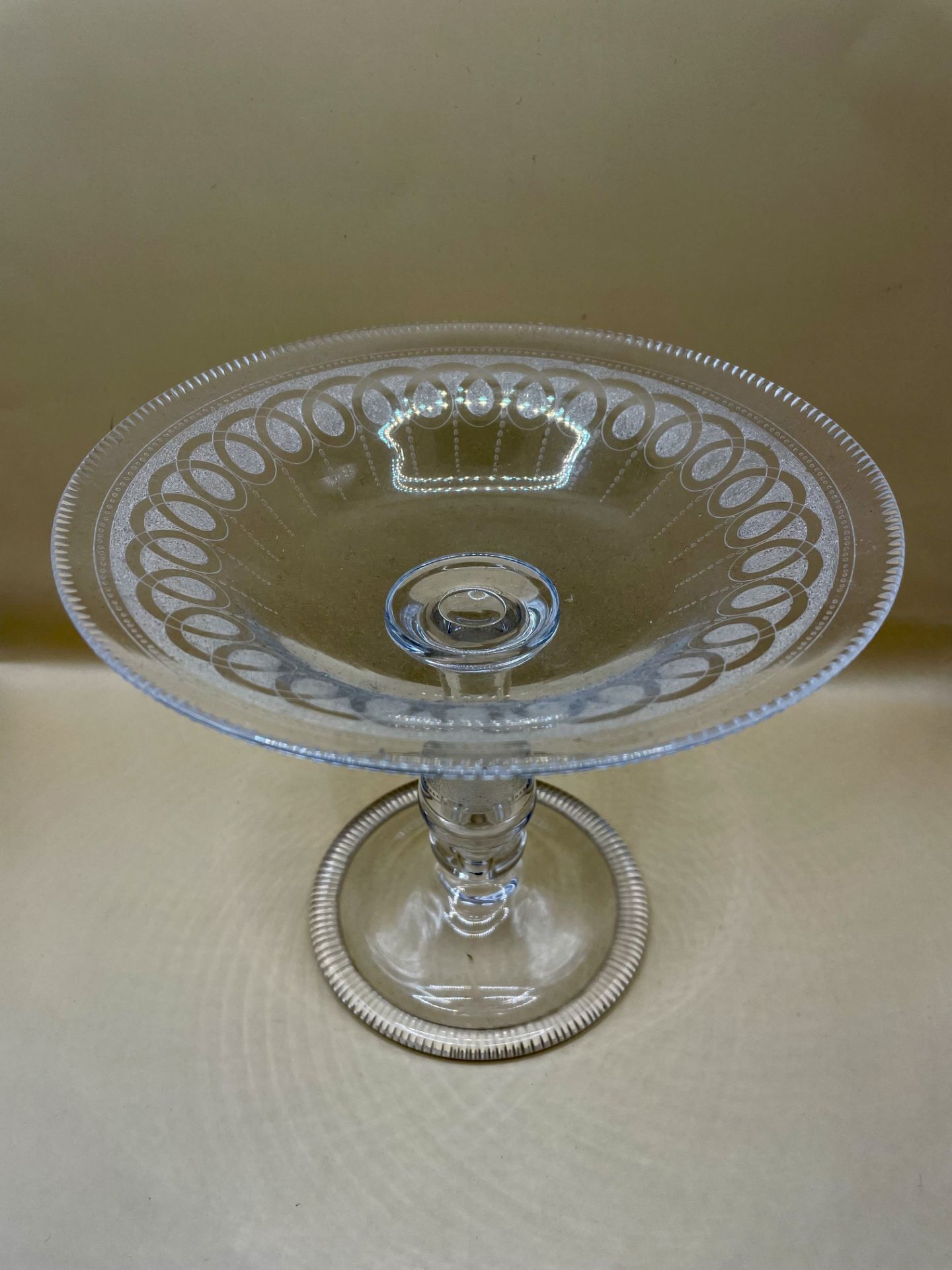 A Victorian glass 1860s Tazza in excellent condition.&nbsp; - Image 2 of 5