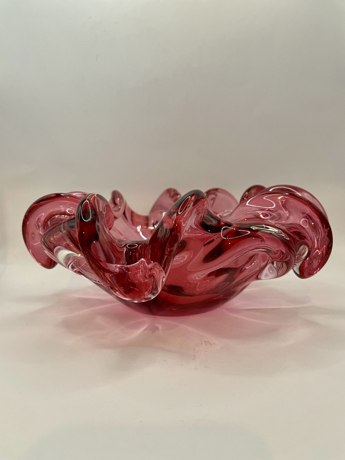 VETRI MURANO GLASS SOMMERSO CENTREPIECE BOWL RUFFLED CRANBERRY ITALY 1950'S - Image 15 of 18