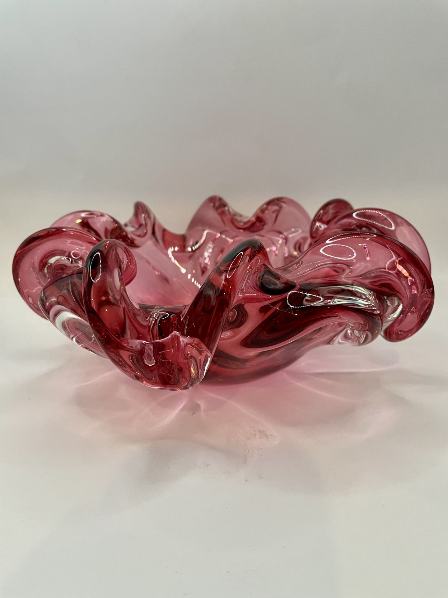 VETRI MURANO GLASS SOMMERSO CENTREPIECE BOWL RUFFLED CRANBERRY ITALY 1950'S - Image 12 of 18