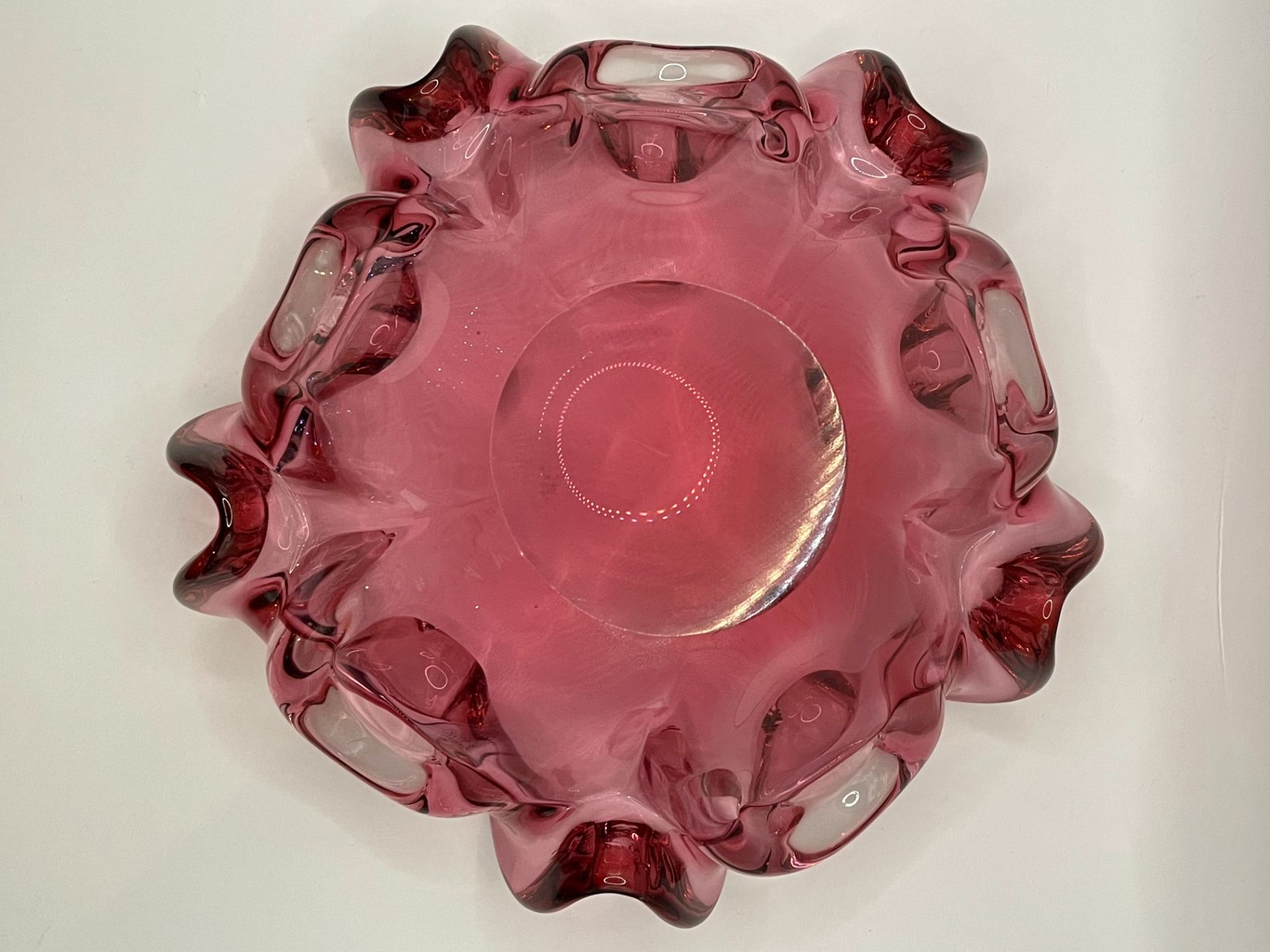 VETRI MURANO GLASS SOMMERSO CENTREPIECE BOWL RUFFLED CRANBERRY ITALY 1950'S - Image 5 of 18