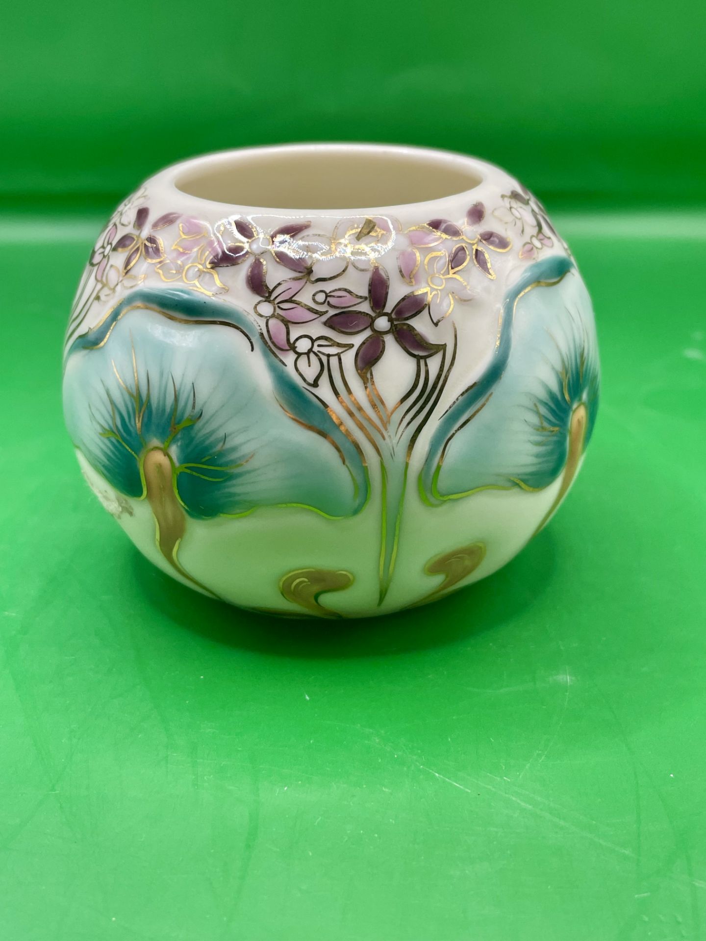 Zsolnay hand painted bud vase, a small decorative item with a unique decoration, marked on the base, - Image 2 of 7