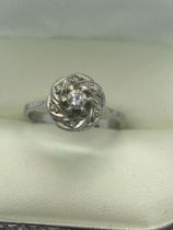 ANTIQUE DIAMOND RING MARKED 750 APPROX. 3g APPROX. RING SIZE M