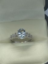 9ct WHITE GOLD AQUAMARINE AND DIAMOND RING APPROX. WEIGHT 2.20g APPROX. SIZE M