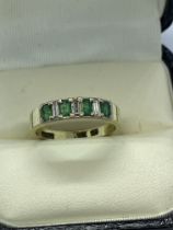 18ct YELLOW GOLD EMERALD AND DIAMOND BAGUETTE CUT RING APPROX. 3.14g APPROX. SIZE N