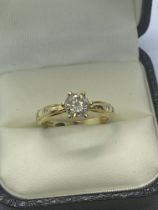 18ct YELLOW GOLD 0.90ct DIAMOND SOLITAIRE RING WGI CERTIFICATE £4,000 VALUATION RING SIZE N 1/2