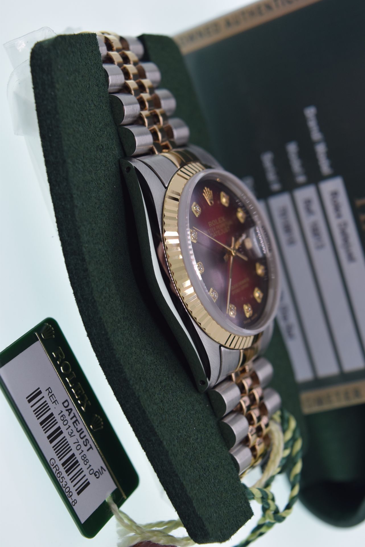 ROLEX DATEJUST *BURGUNDY VIGNETTE* REF. 16013 - YELLOW GOLD & STEEL JUBILEE MODEL (BOX/ ACCESSORIES) - Image 3 of 17