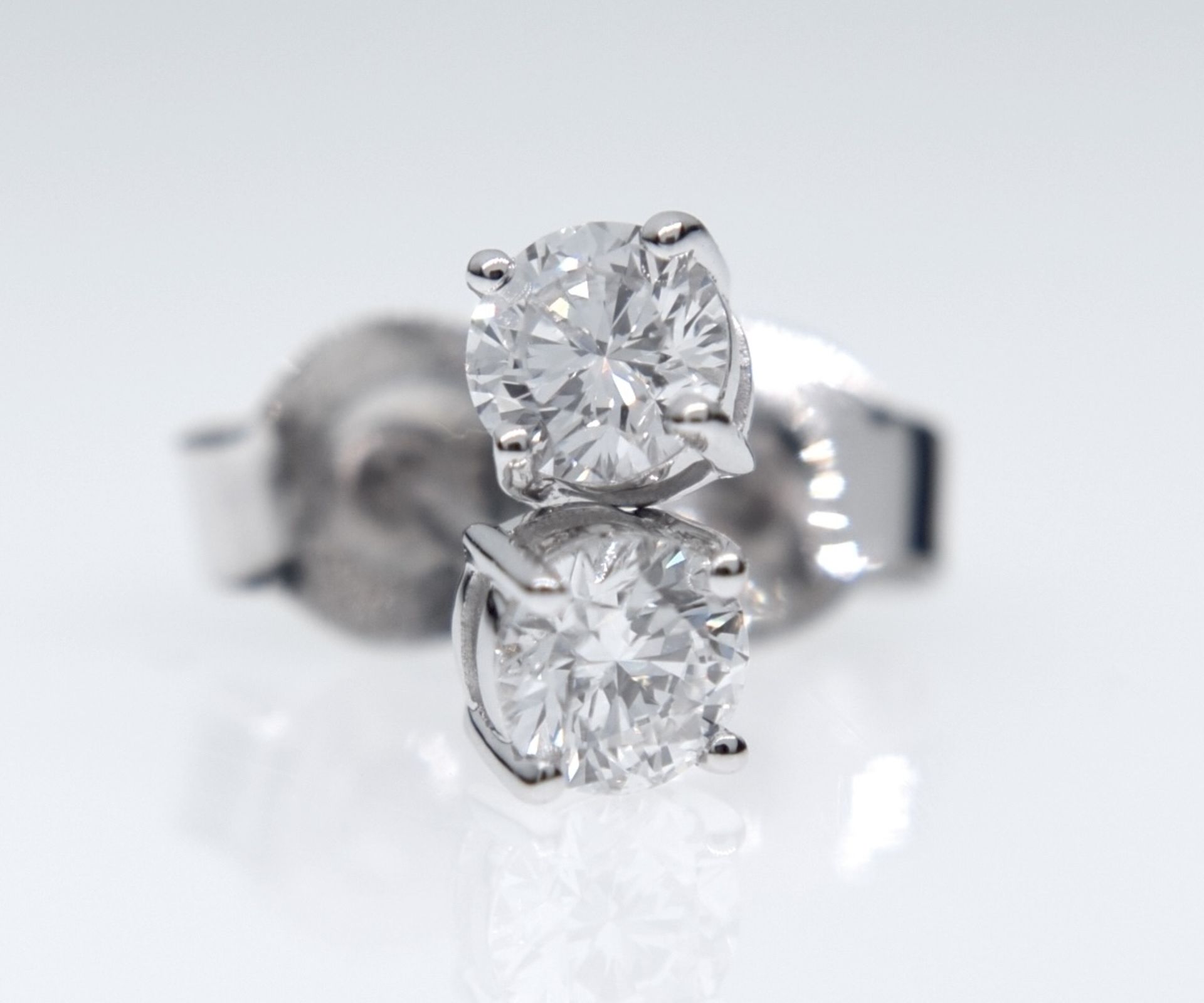 0.50CT DIAMOND SOLITAIRE EAR STUDS WITH HALLMARKED BACKS IN SOLID WHITE GOLD - Image 3 of 5