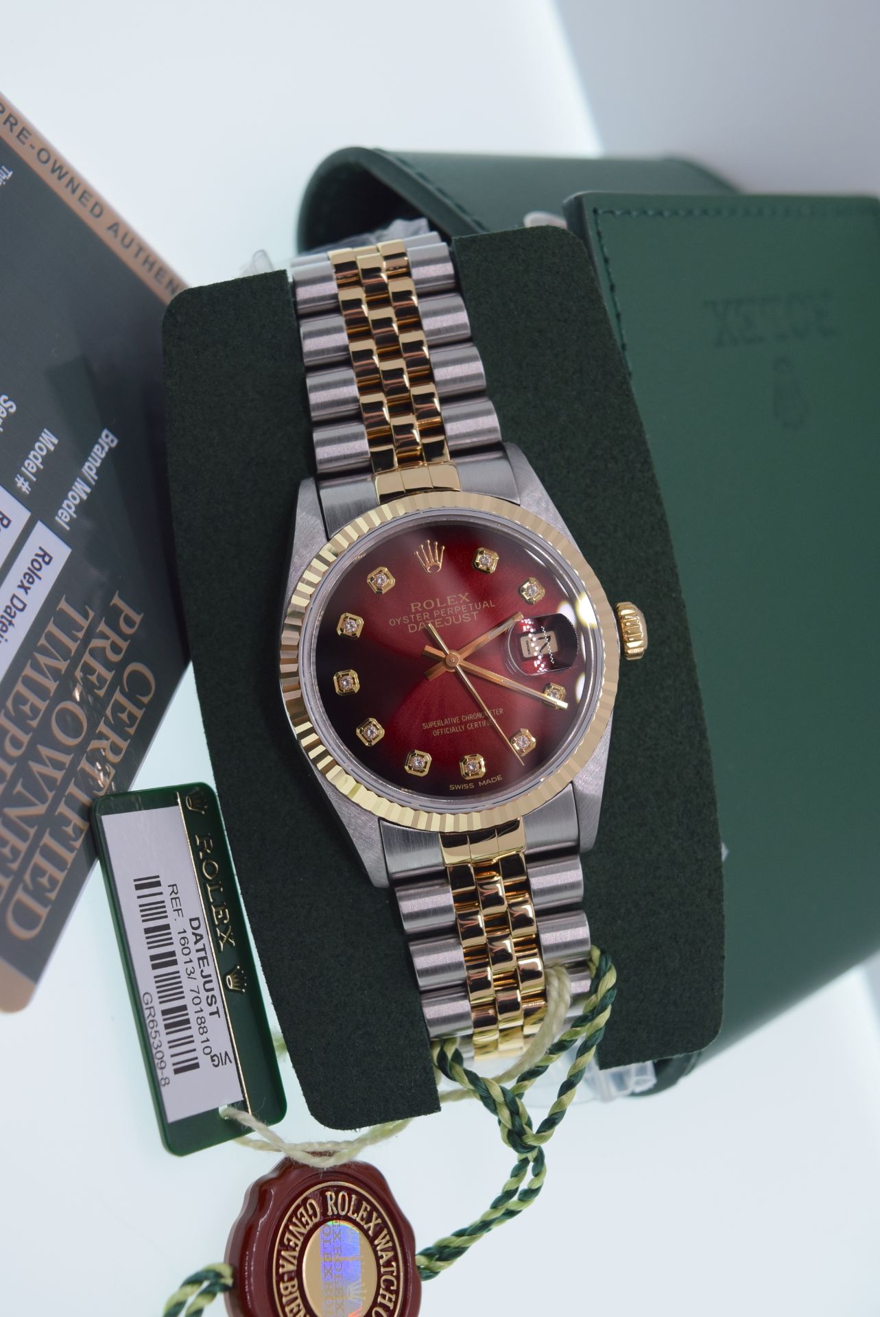 ROLEX DATEJUST *BURGUNDY VIGNETTE* REF. 16013 - YELLOW GOLD & STEEL JUBILEE MODEL (BOX/ ACCESSORIES) - Image 10 of 17