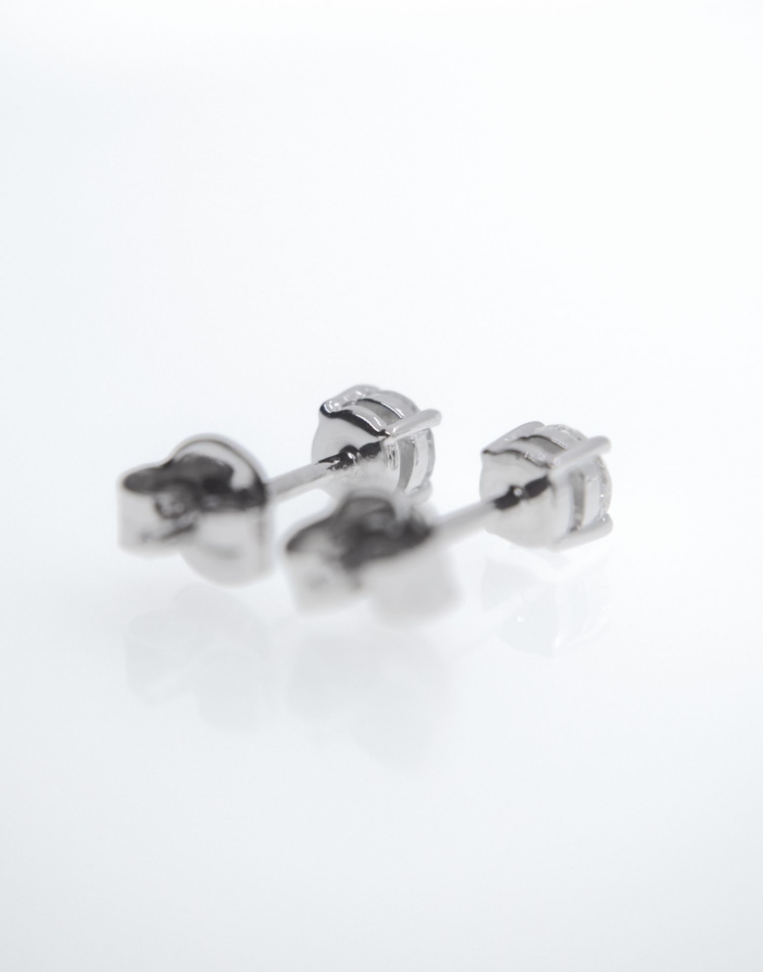 0.50CT DIAMOND SOLITAIRE EAR STUDS WITH HALLMARKED BACKS IN SOLID WHITE GOLD - Image 4 of 5