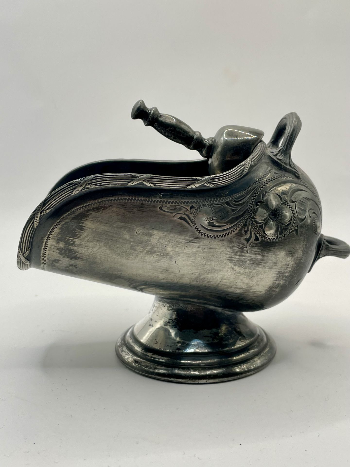 Art Nouveau 1920s Pewter scoop and coal scuttle ornament - Image 2 of 10