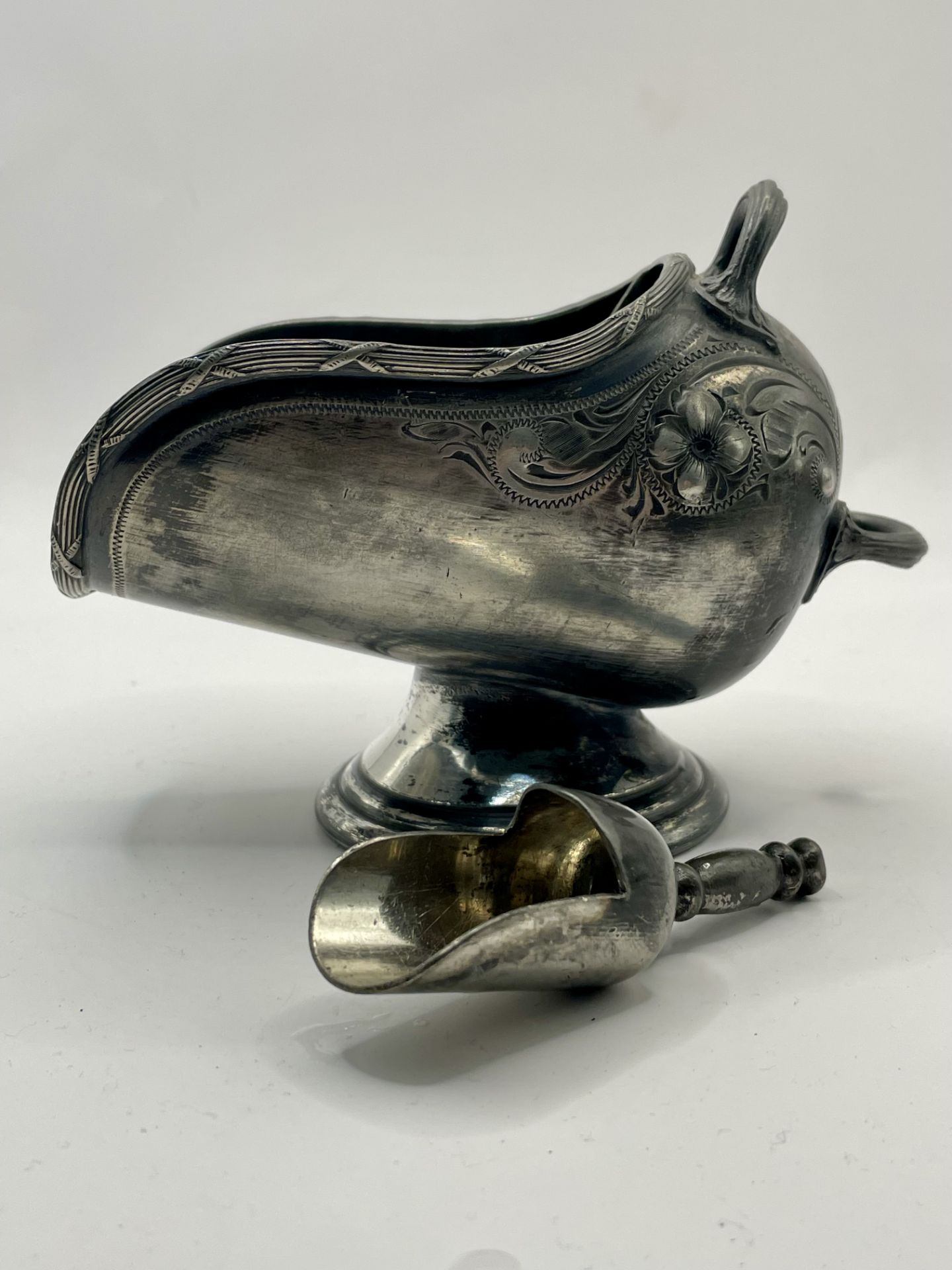 Art Nouveau 1920s Pewter scoop and coal scuttle ornament - Image 9 of 10