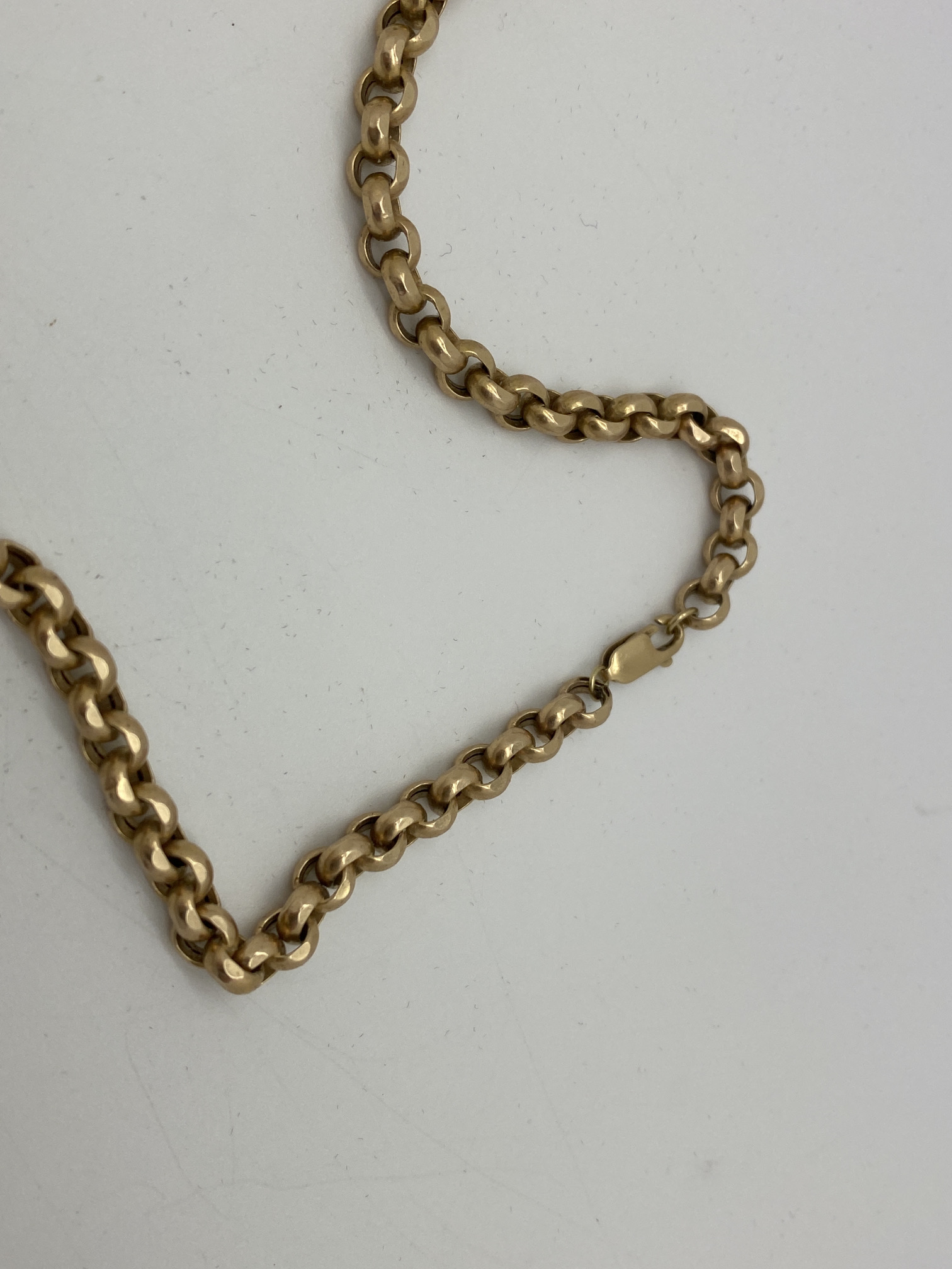 APPROX 20" TRIPLE BELCHER GOLD COLOURED CHAIN APPROX 27 GRAMS - TESTED AS AT LEAST 9ct GOLD - Bild 3 aus 3