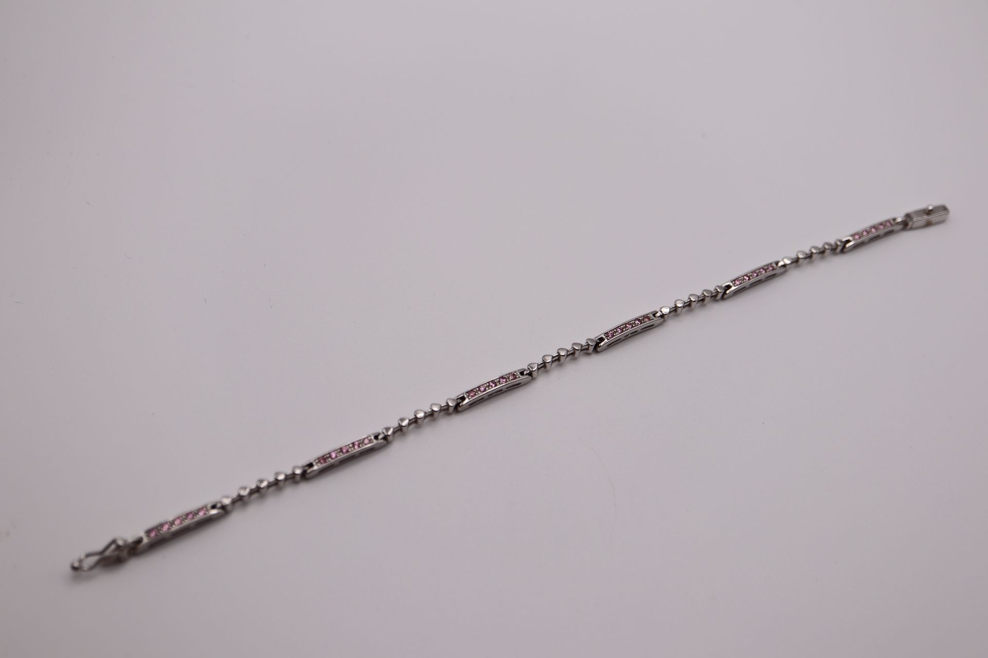 PINK SAPPHIRE & 18CT WHITE GOLD BRACELET - Image 3 of 5