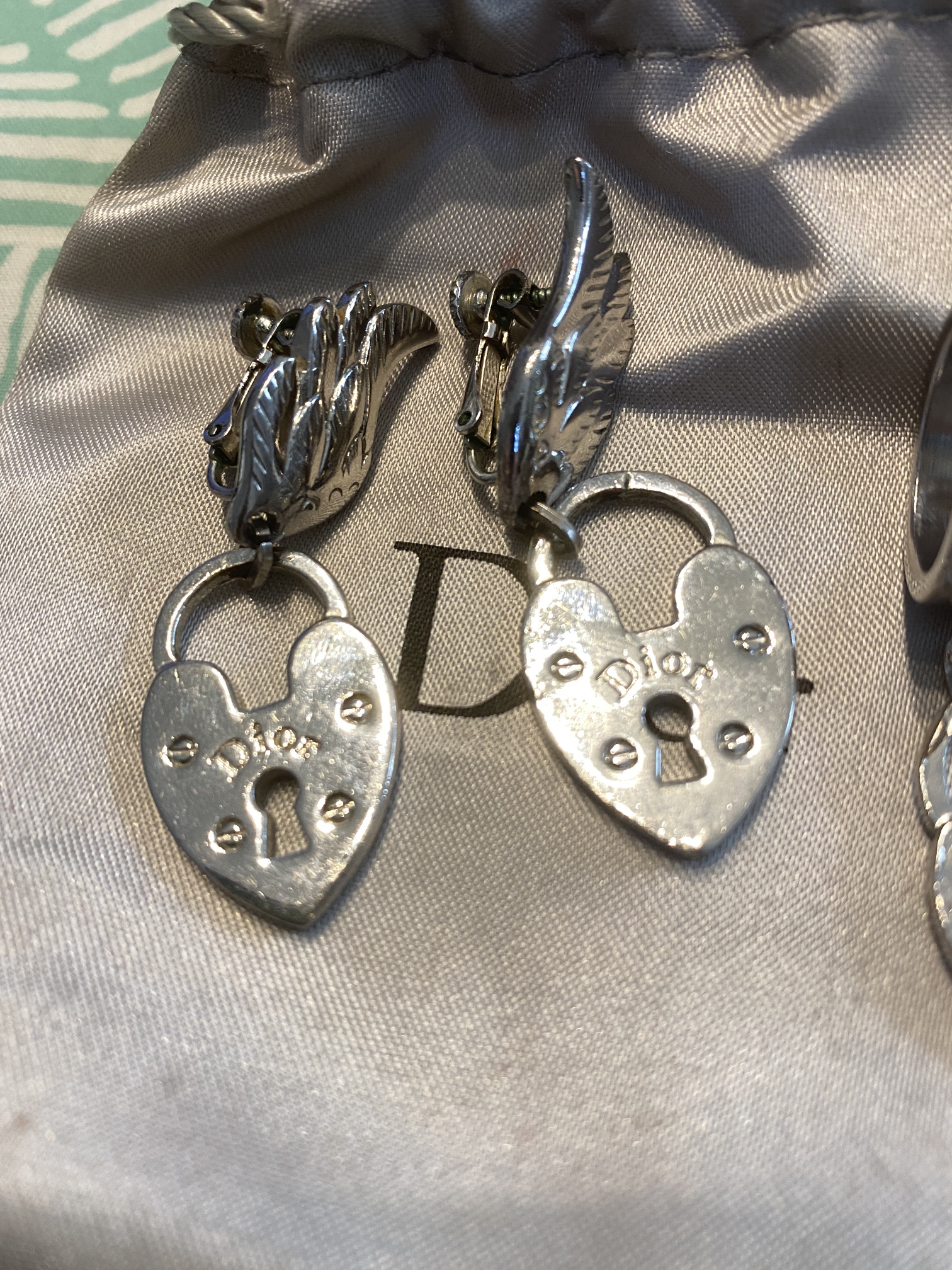 CHRISTIAN DIOR PADLOCK & WINGS EARRINGS WITH MATCHING RING - Image 2 of 3