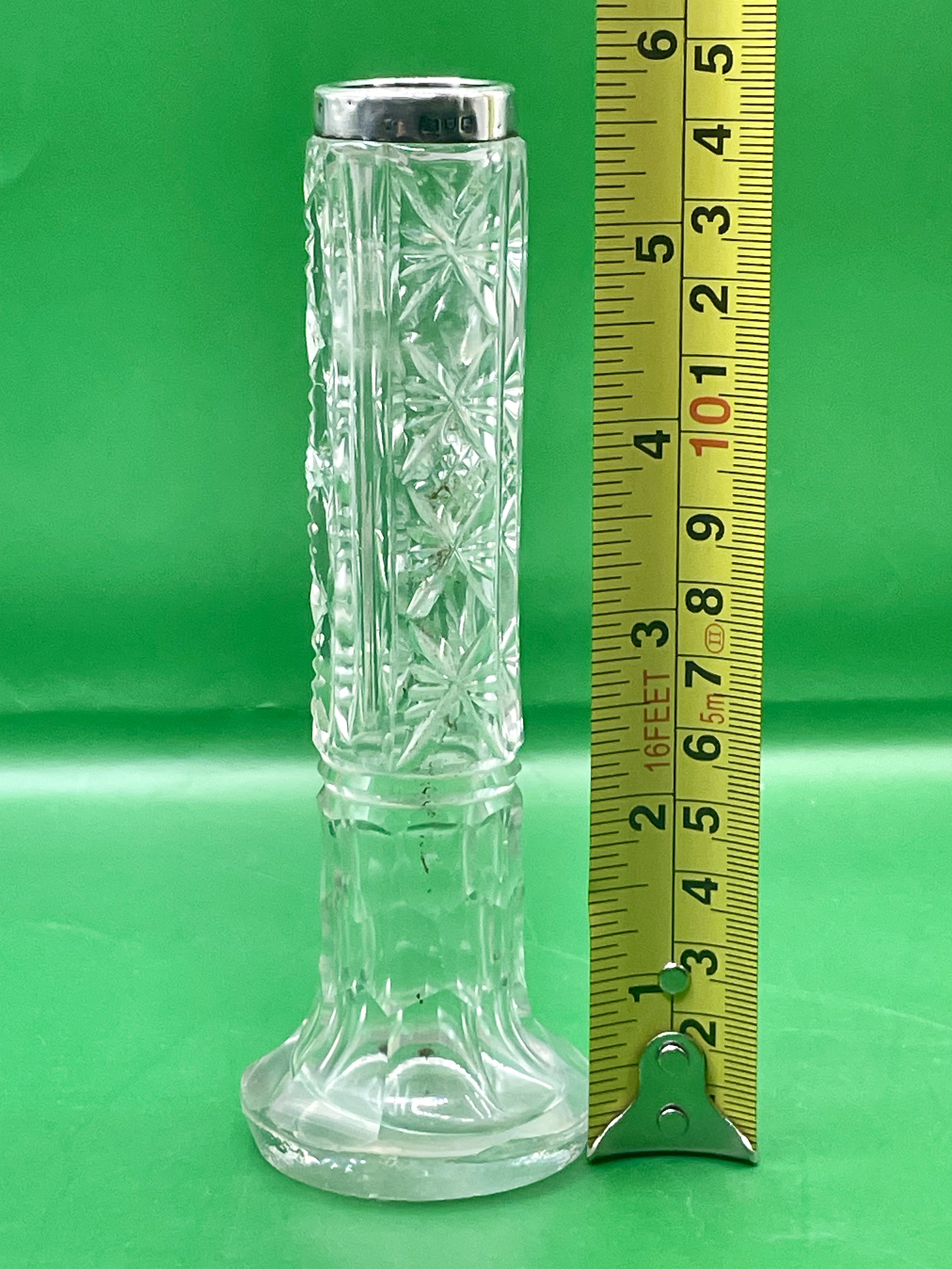 A small Georgian Cutt Glass posey vase with silver hallmarked trim Chester mark. Letter (g) - Image 2 of 4