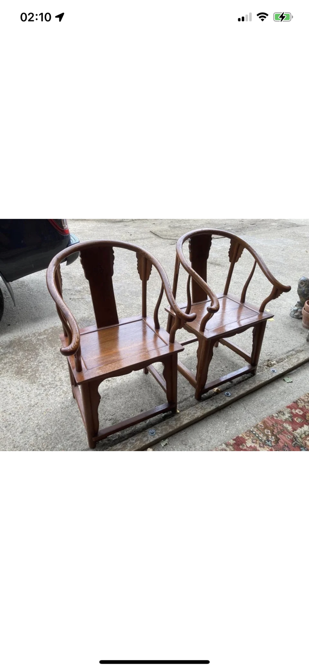 PAIR OF CHINESE STYLE HUANGHUALI HORSHOE CHAIRS