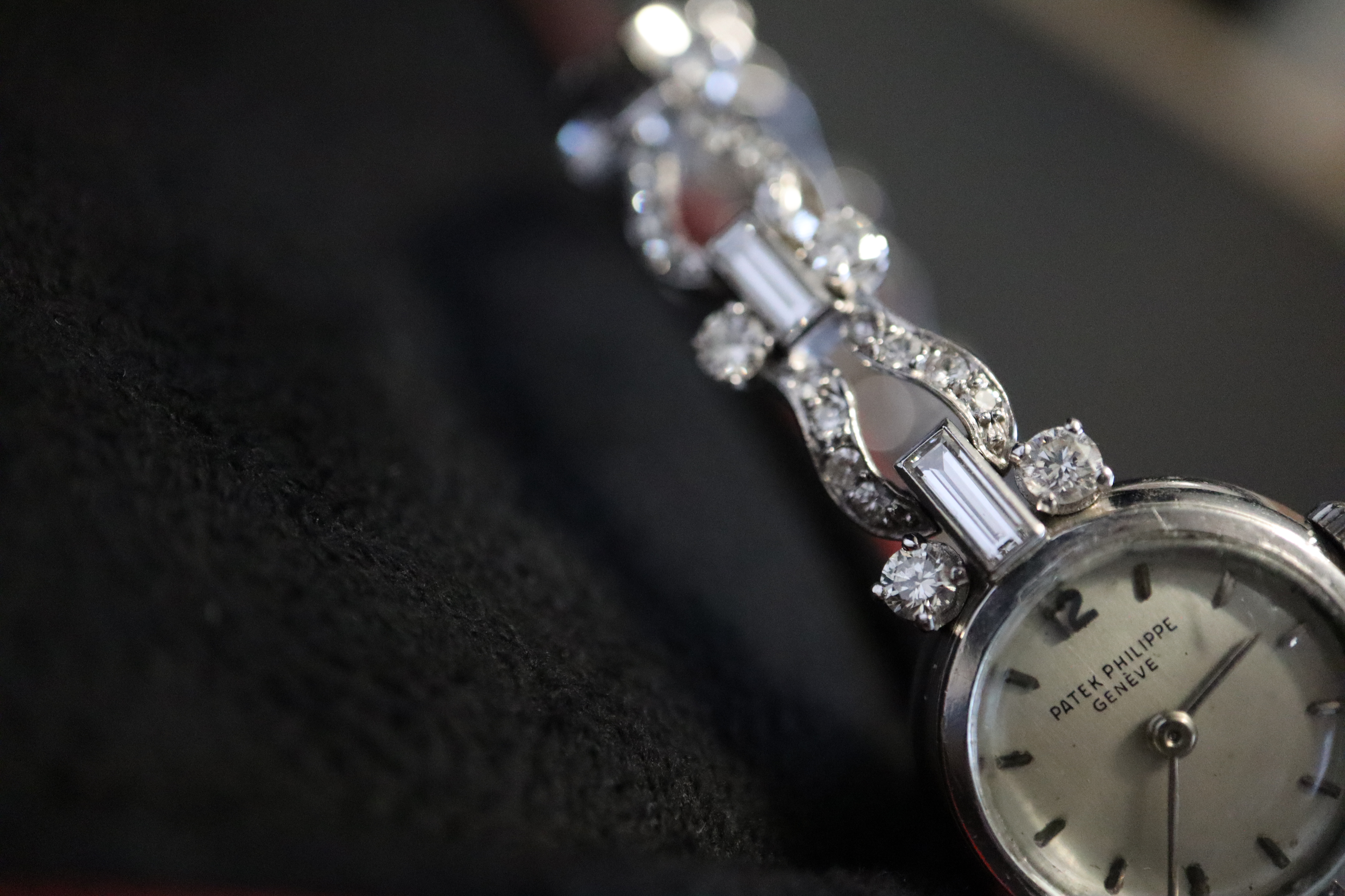 PATEK PHILIPPE - LADIES DIAMOND COCKTAIL WATCH - Image 2 of 4