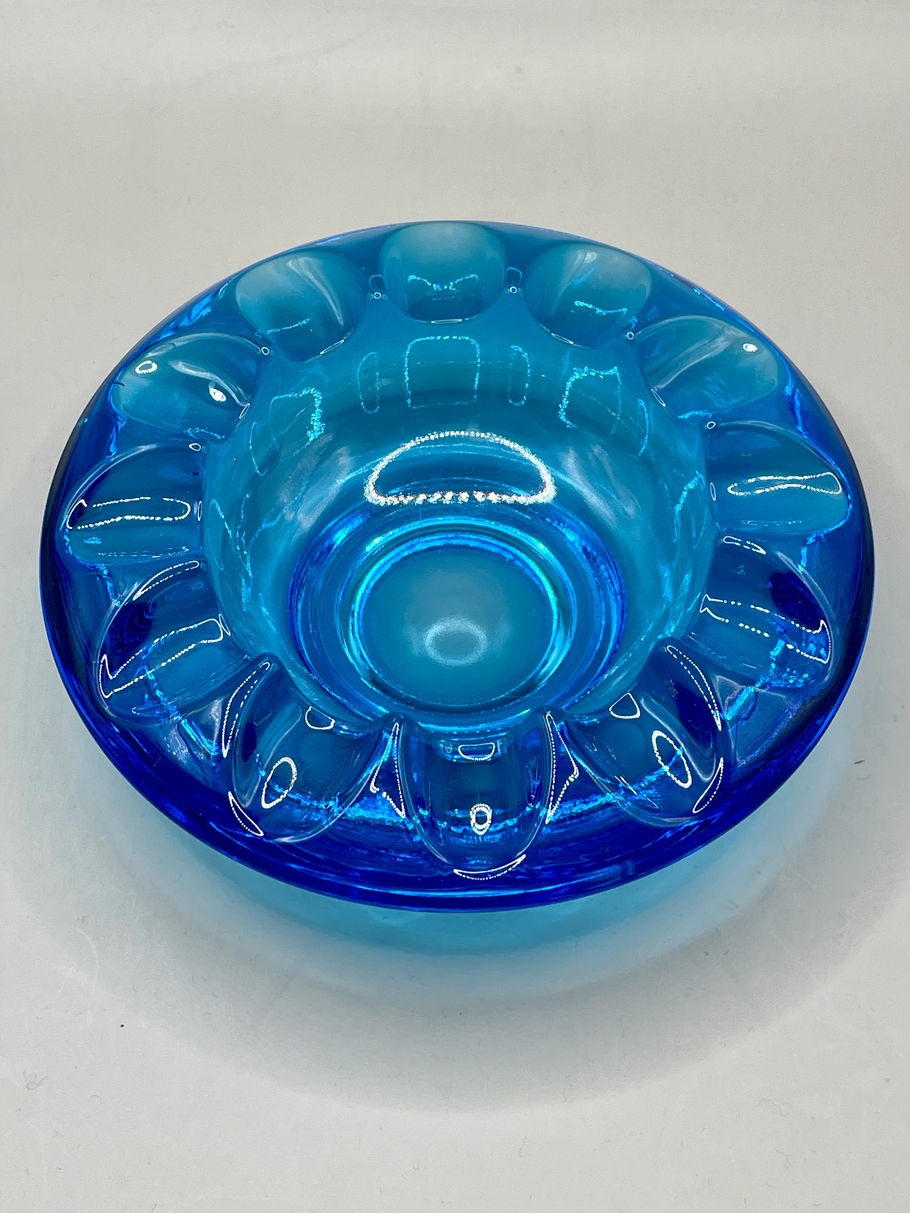 Lovely vintage heavy blue glass ashtray - UFO Shape / Design