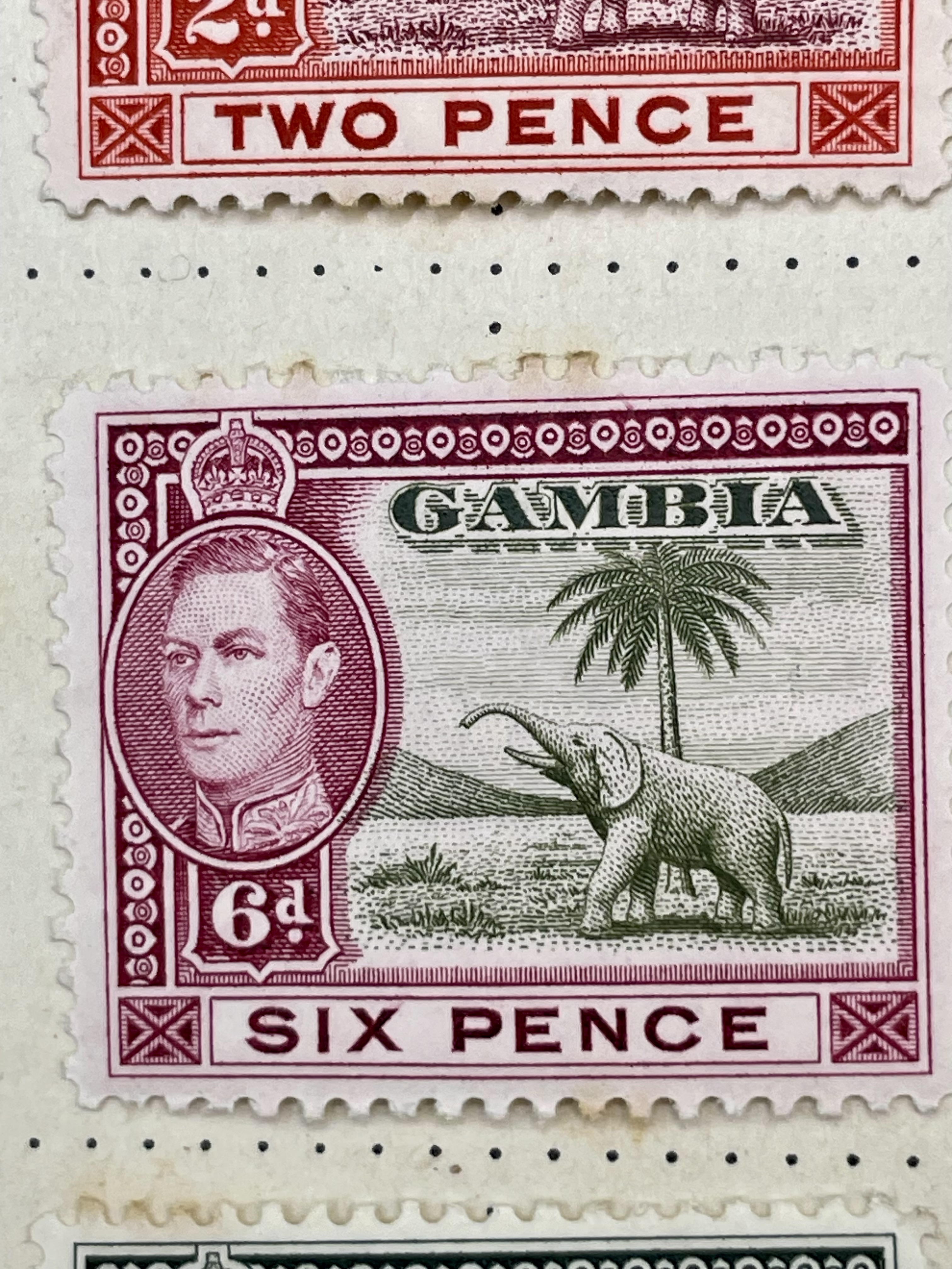 Page of rare Gambia Common Wealth stamps  - Image 6 of 7