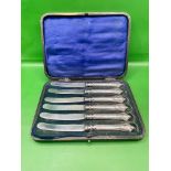 A set of six Robert Pringle Silver handled knife set. 1920-30s with original box.