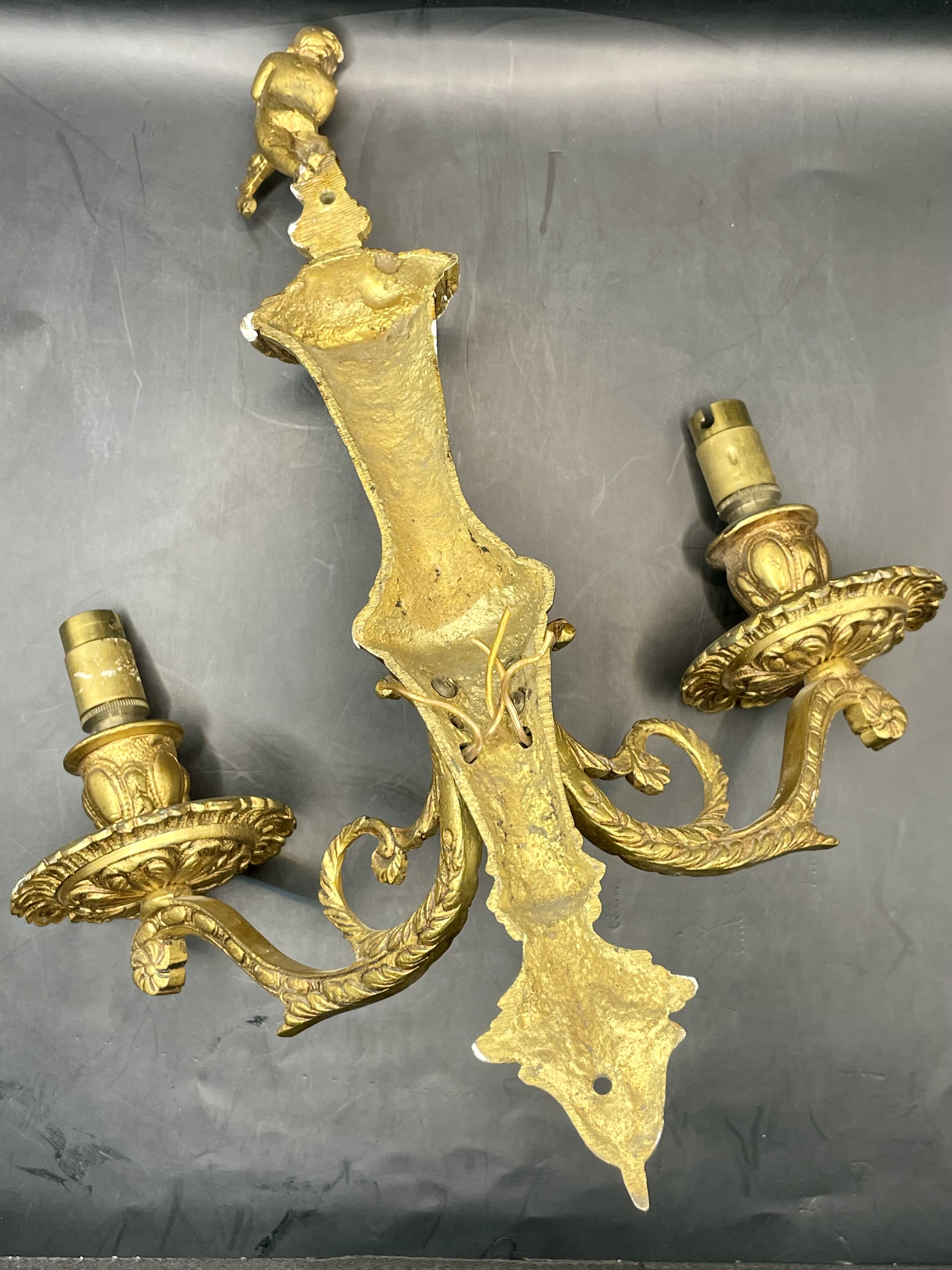 Stunning Ornate 1780-1820s Gold guild on bronze sconce with Georgian design  - Image 10 of 13