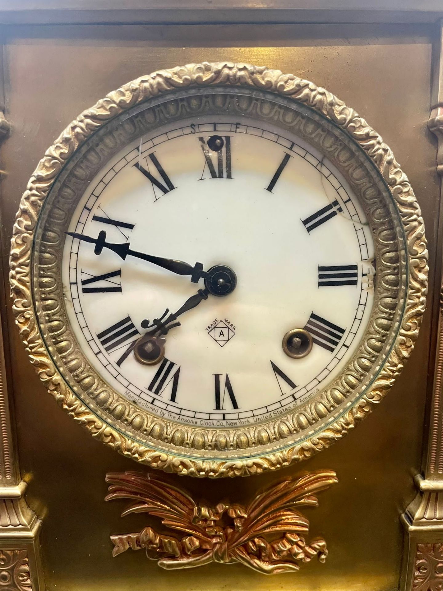 Late 19th century Brass Ansonia American mantel clock with lovely bevelled glass casing.  - Image 4 of 23