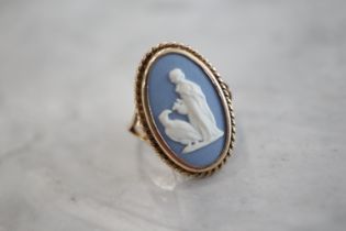 WEDGEWOOD BLUE CAMEO RING - 10k GOLD - SIZE: O1/2