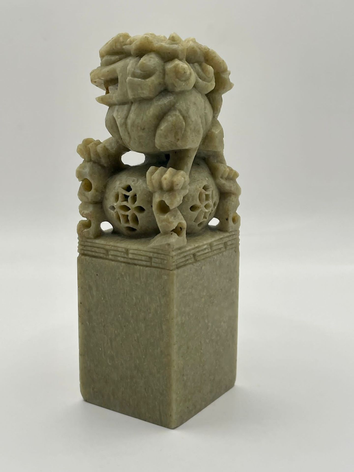 VINTAGE OLD CHINESE CARVED HARDSTONE 2 LIONS STAMP - Image 7 of 11