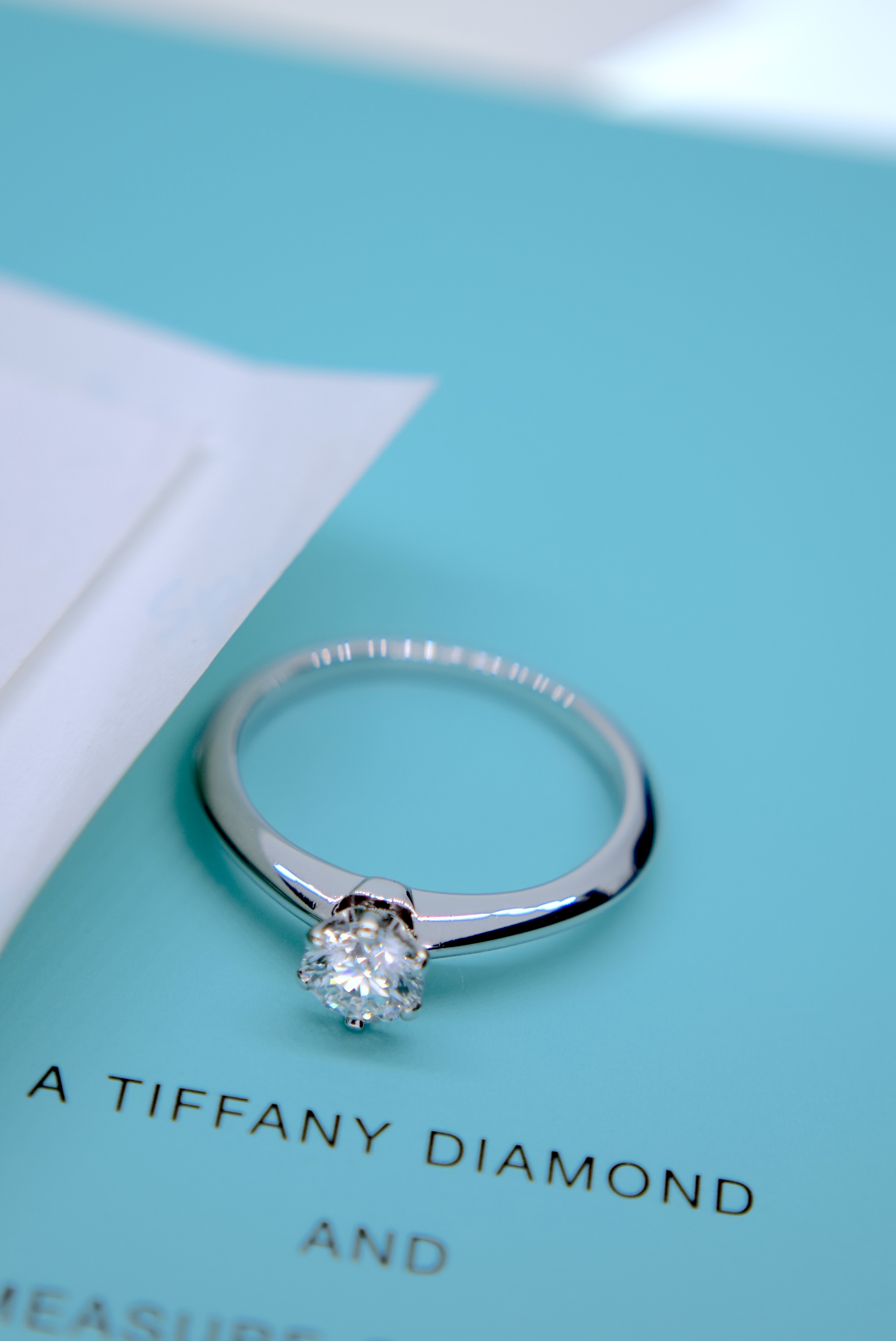 *HARRODS* TIFFANY & CO PLATINUM VVS2 DIAMOND SOLITAIRE RING "THE TIFFANY SETTING®" - BOX & CERT - Image 17 of 17