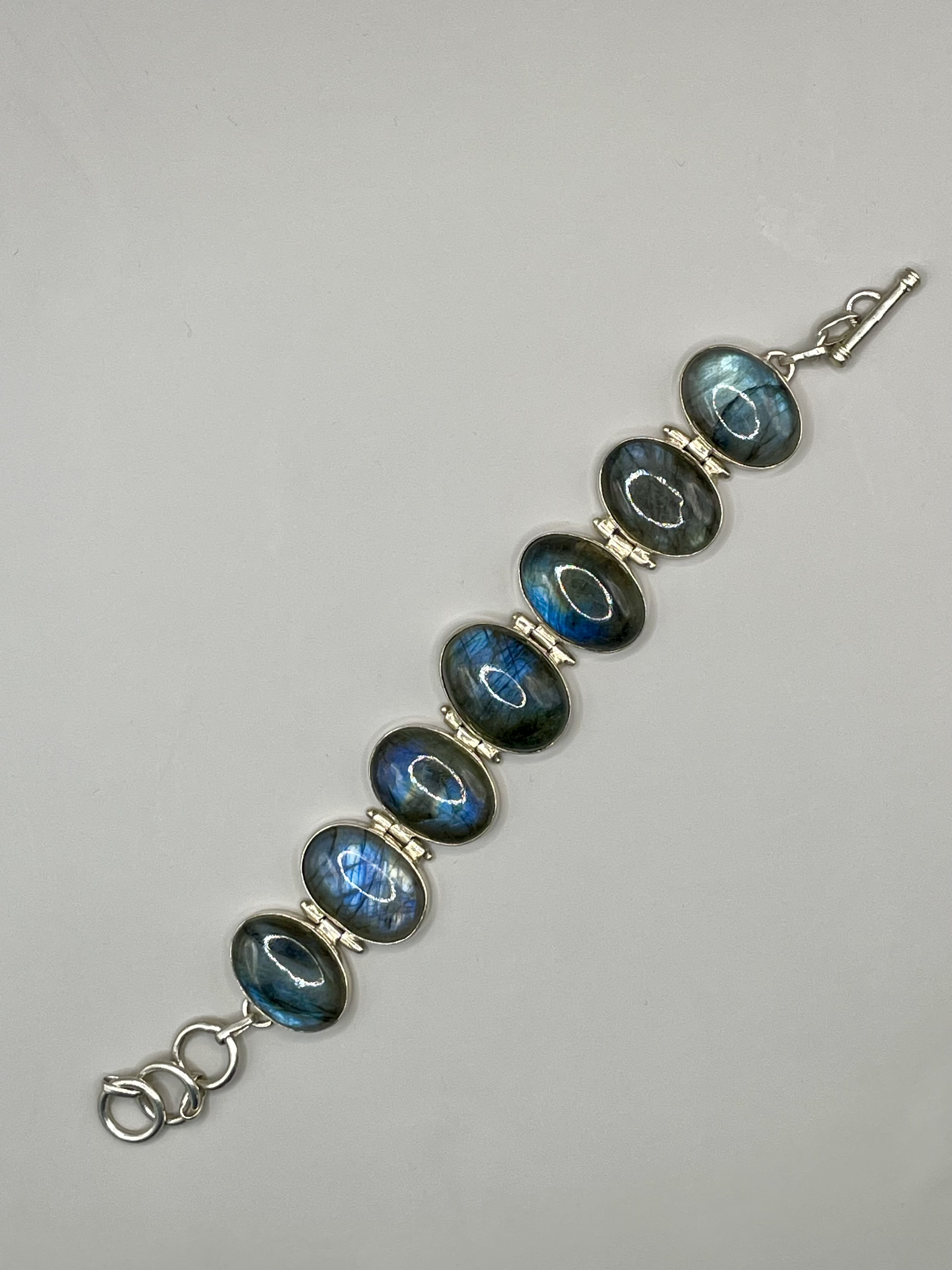 SILVER CABOCHON LABRADORITE BRACELET Lovely condition&nbsp; - Image 3 of 6