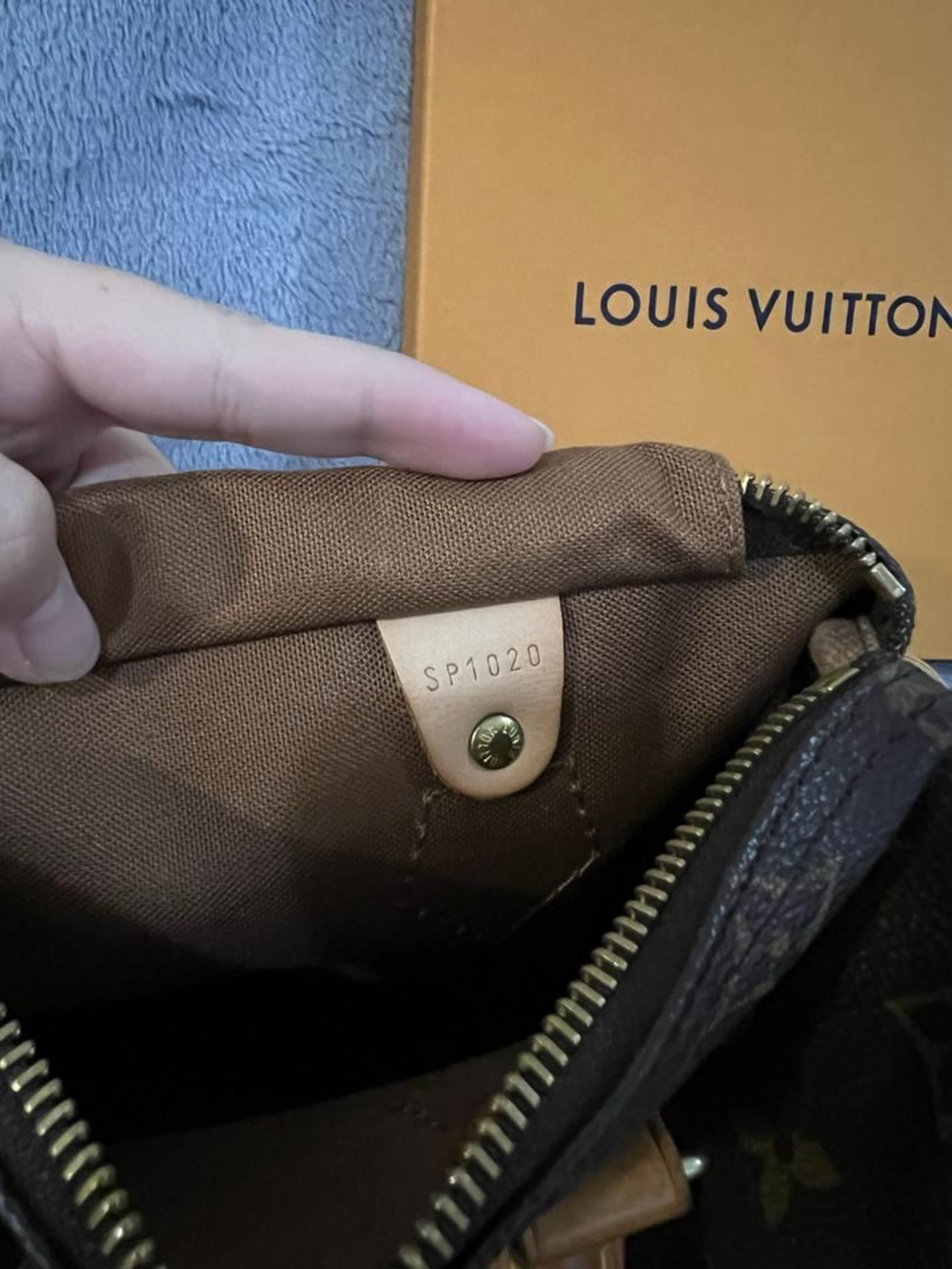 LOUIS VUITTON - SPEEDY 25 BAG / PURSE - Image 4 of 8