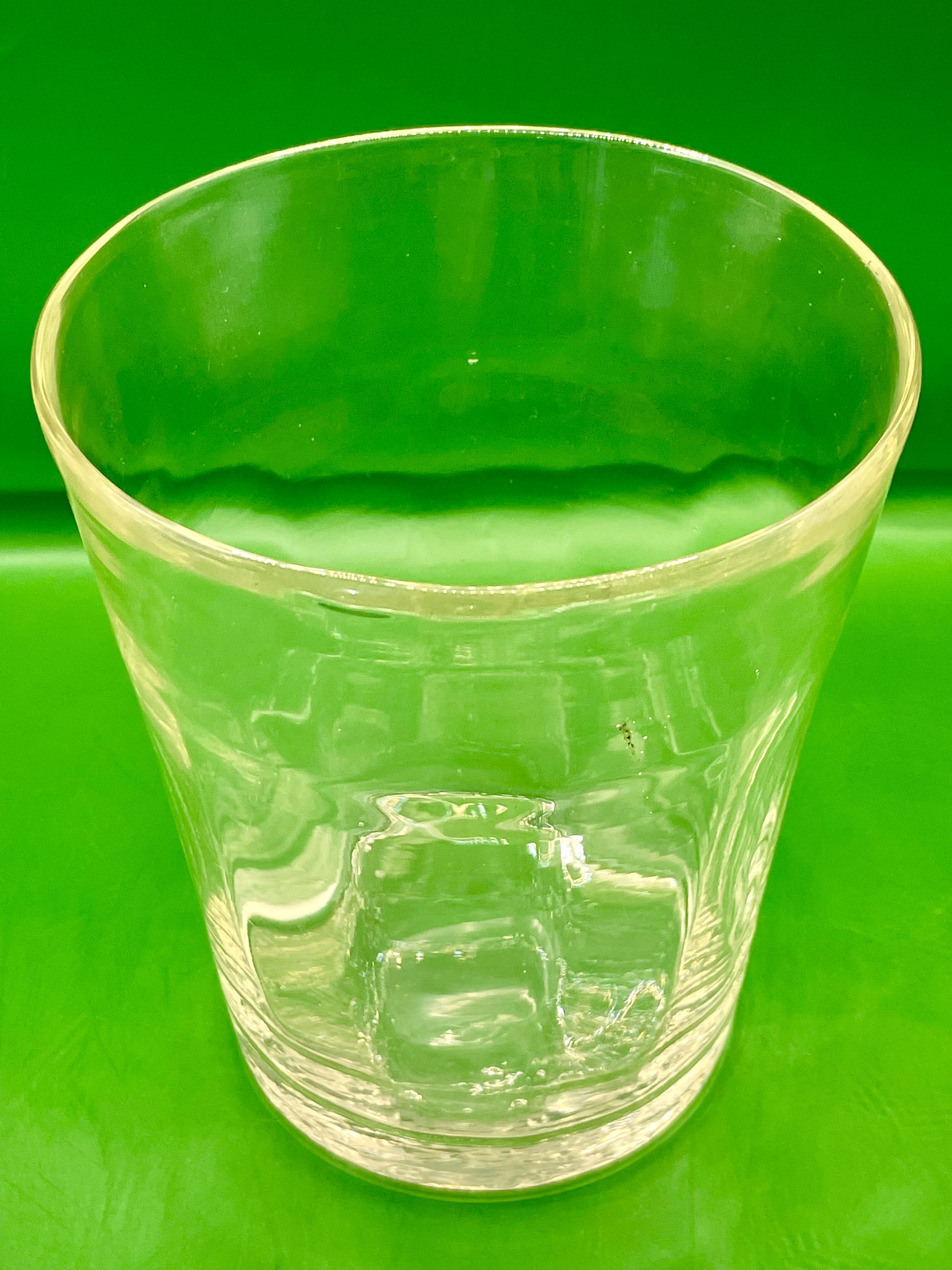 A large 1780s Georgian Glass Tumbler in very good condition. - Image 5 of 7