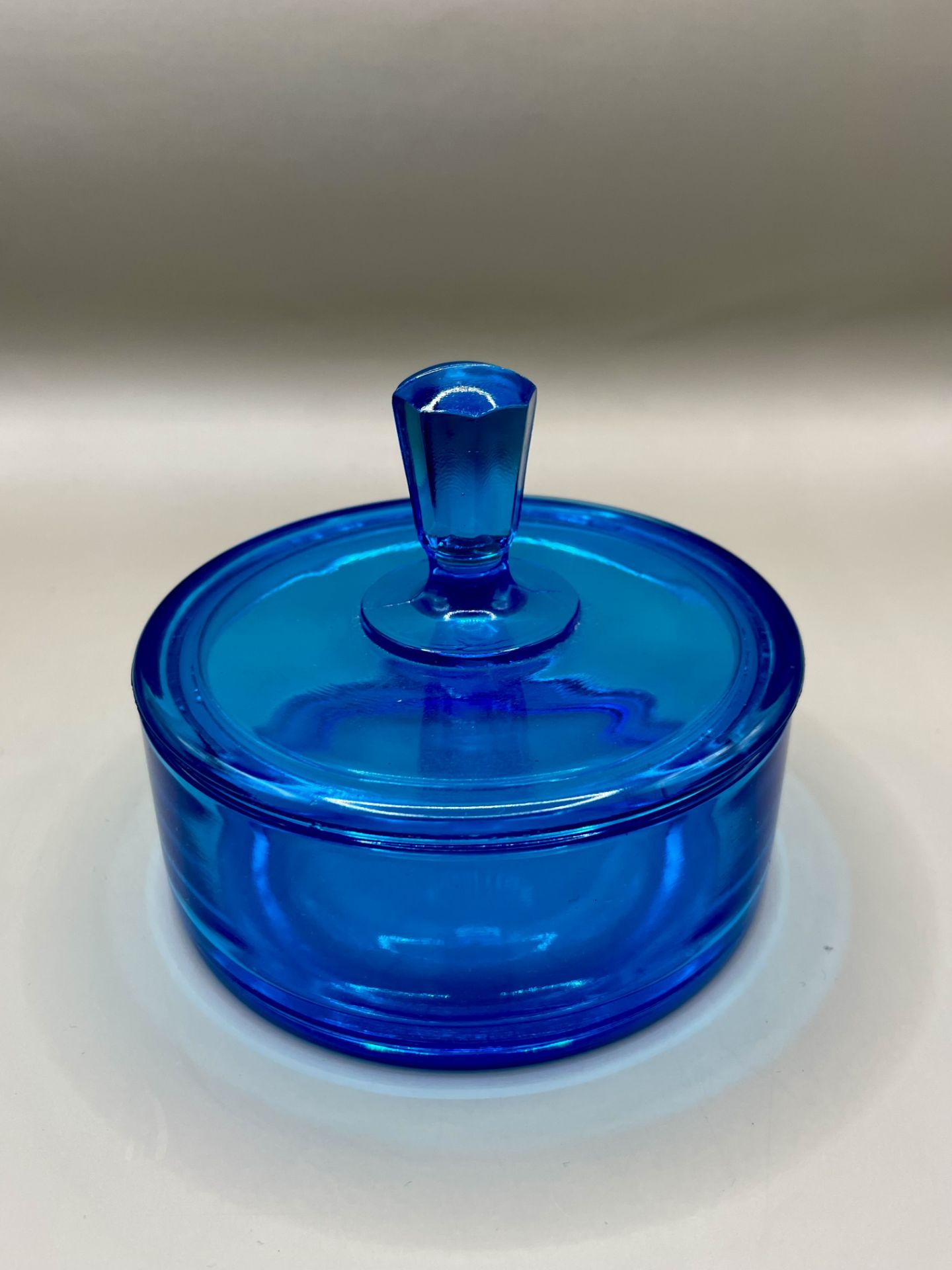 Vintage Martinsville Peacock Blue Glass Powder Box