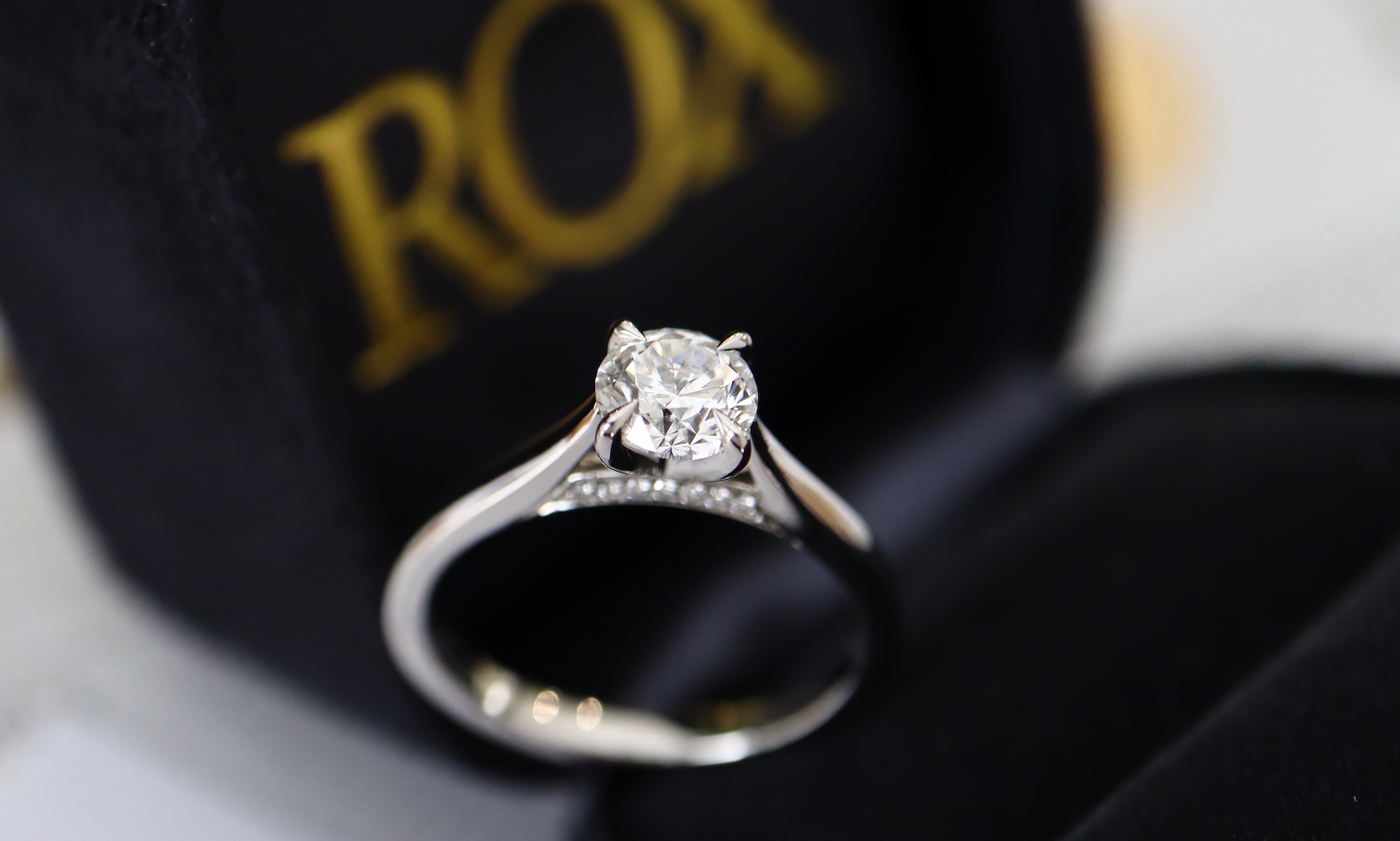 *GIA* 0.80CT DIAMOND SOLITAIRE RING (DIAMOND; F / SI1) PLATINUM '950' SET - £7K VALUATION - Image 2 of 11